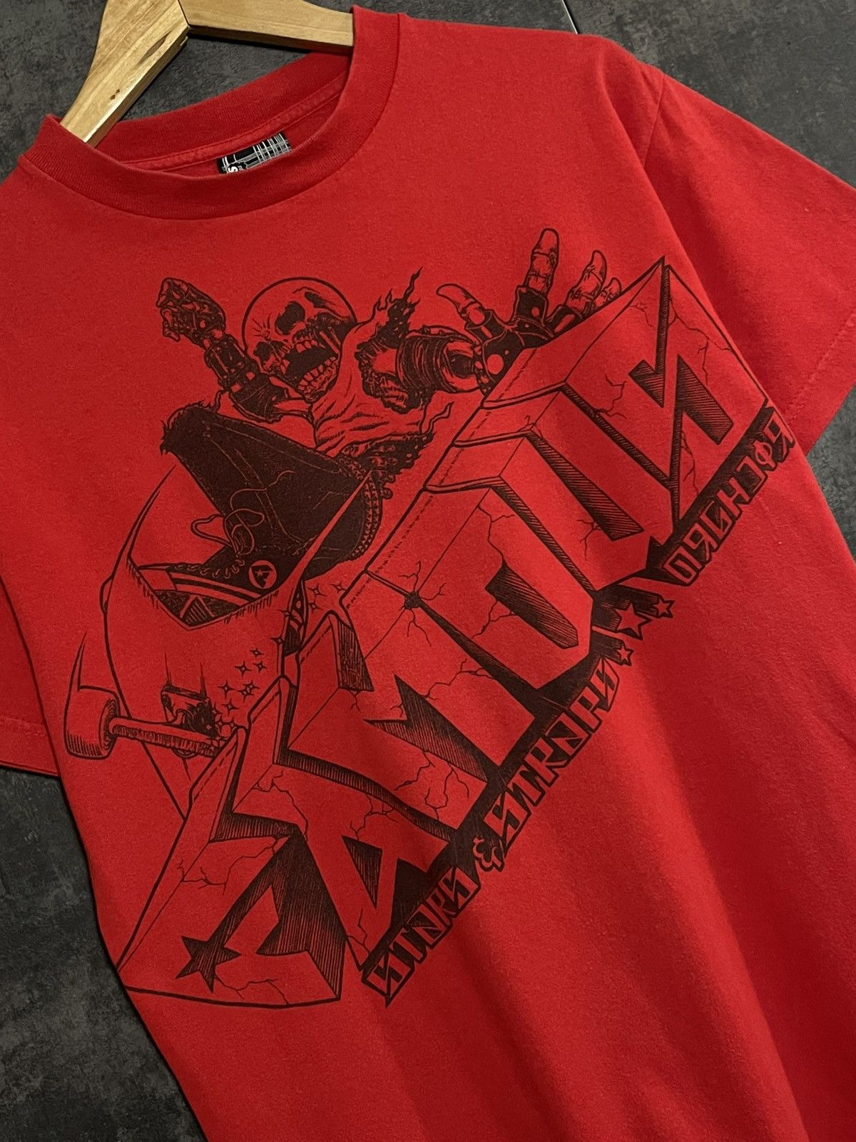 Famous Stars And Straps Rare Vintage 00s Famous Stars Straps Skull Tshirt Blink 182 Size US S / EU 44-46 / 1 - 6 Thumbnail