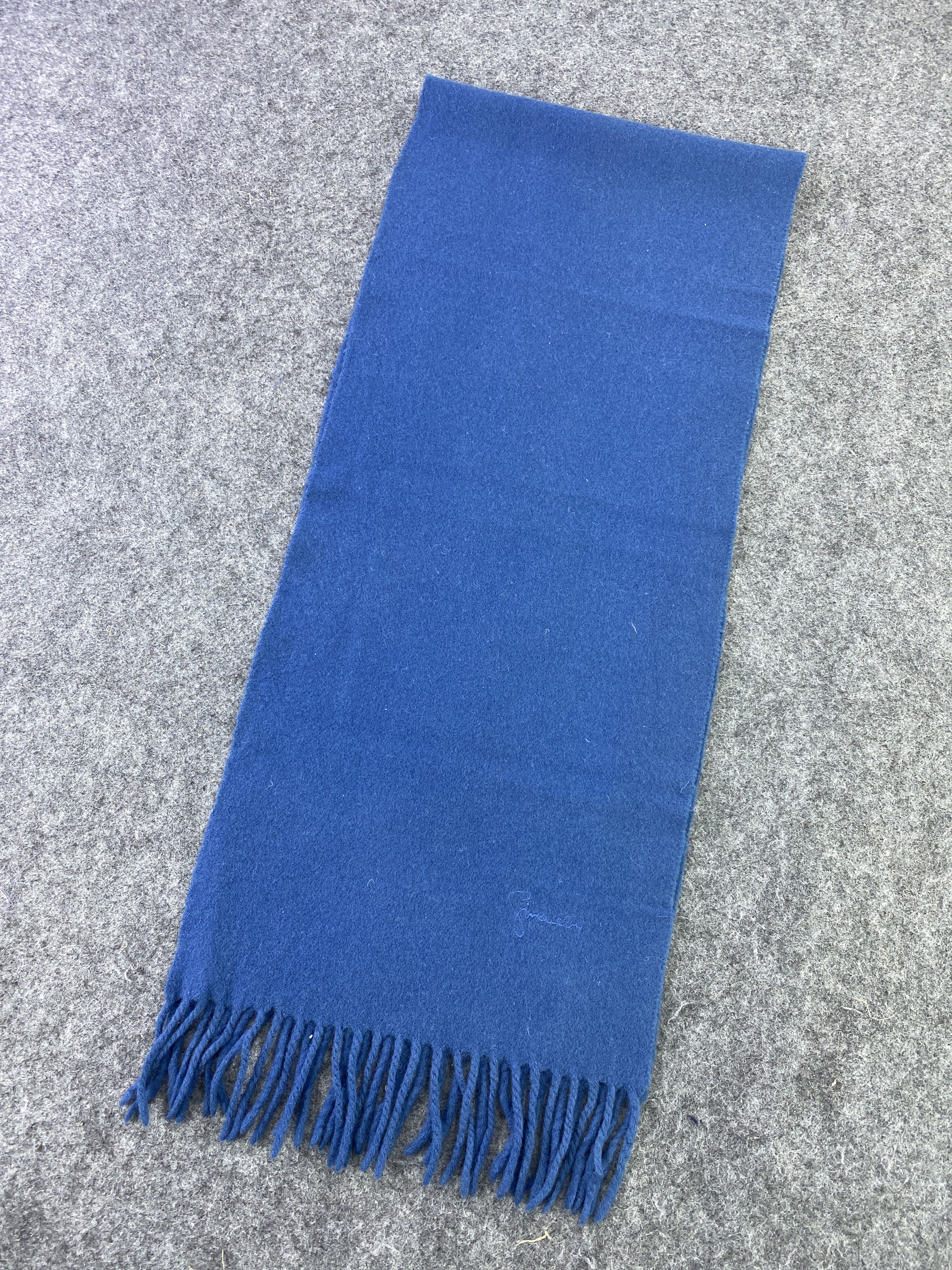 Givenchy Givenchy Scarf/Muffler/neckwear-T466 Size ONE SIZE - 3 Thumbnail