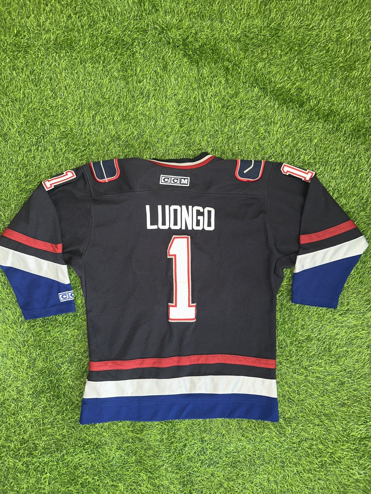 NHL Vtg nhl roberto luongo vancouver canucks jersey size YL/XL Size US XXS / EU 40 - 2 Thumbnail