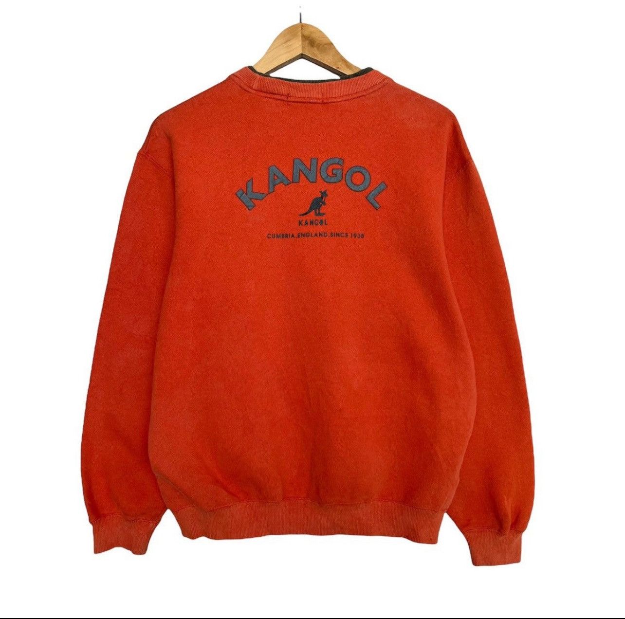 Kangol × Vintage Kangol England Embroidered Logo Orange Sweatshirt Size L / US 10 / IT 46 - 1 Thumbnail