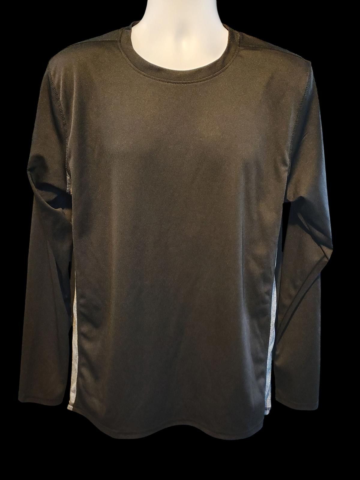 Designer Gametime Men's Long Sleeve Activewear Shirt with Side Stripe Size ONE SIZE - 1 Thumbnail