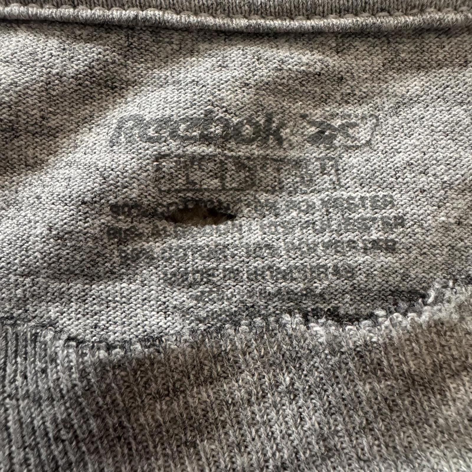 NFL Vintage Grey Super Bowl Shirt When The Giants Beat Patriots! Size US L / EU 52-54 / 3 - 4 Thumbnail