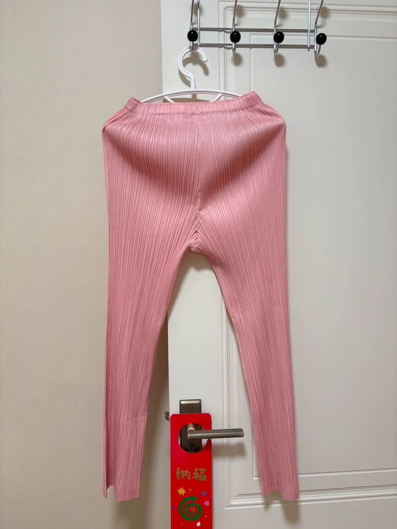 Issey Miyake Issey Miyake size:3 Pink pleated pants Size 42" / US 20 - 2 Thumbnail