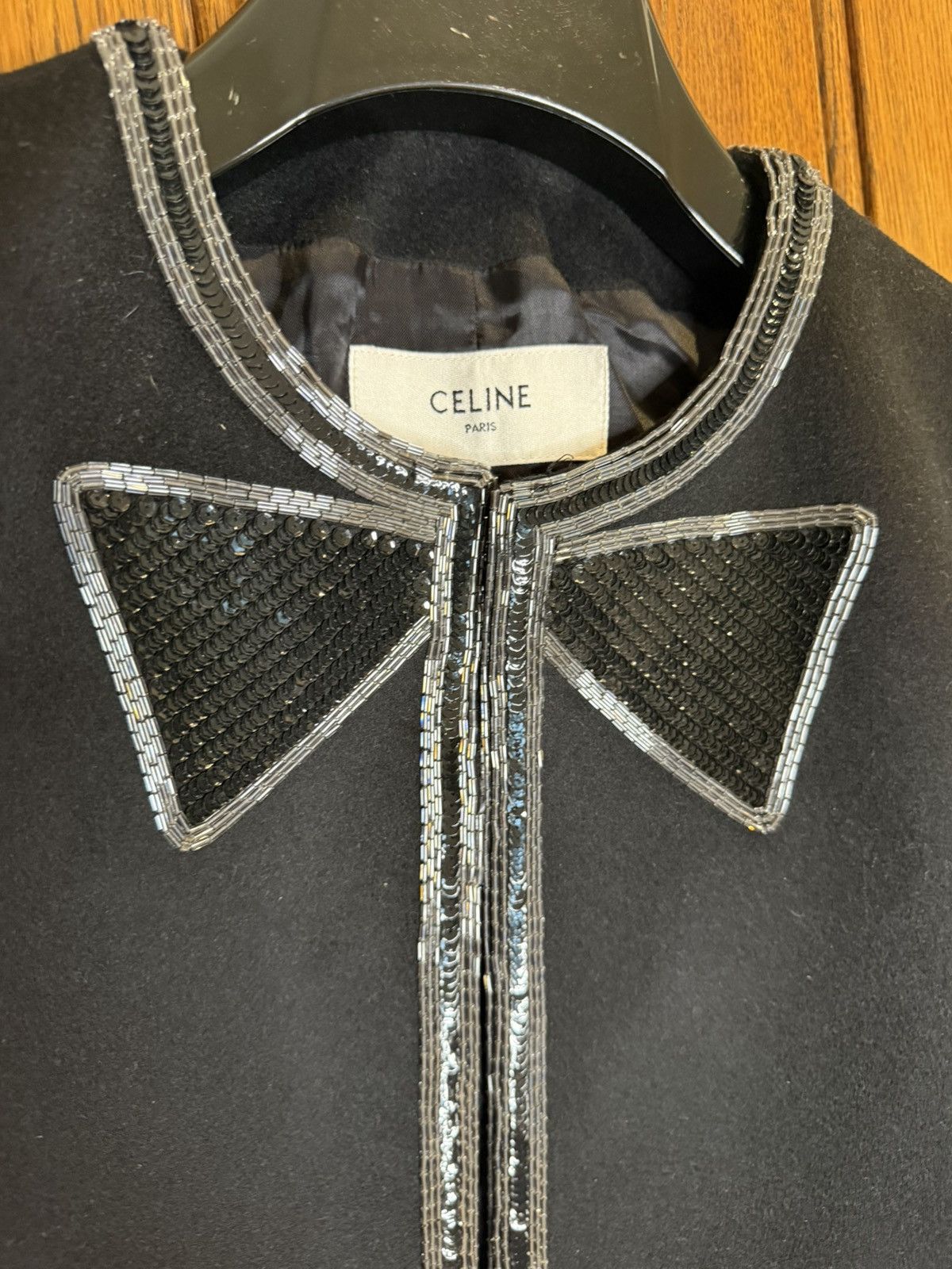 Celine × Hedi Slimane $6.1k 🤑 FW23 Celine Embroidered bow tie cardigan jacket Hedi Size US S / EU 44-46 / 1 - 14 Thumbnail