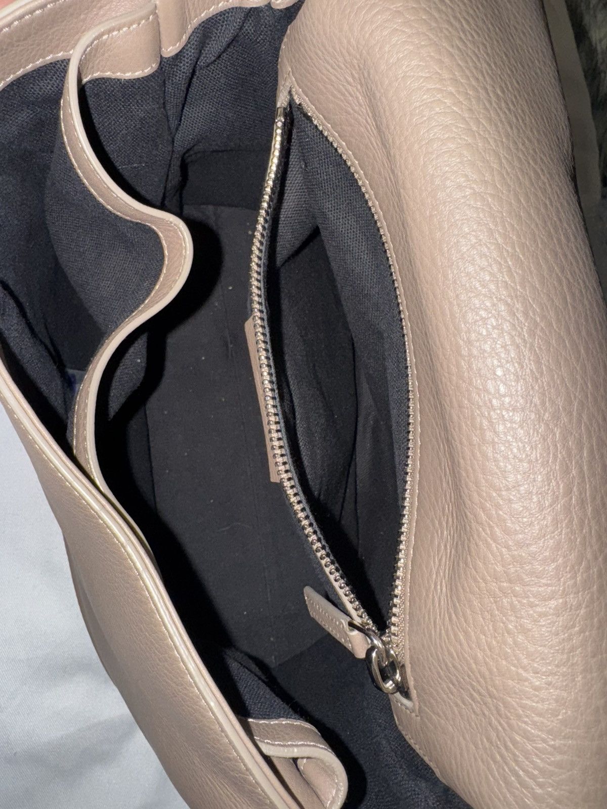 Givenchy Givenchy Grained Calfskin Medium Pandora Pure Flap Bag Size ONE SIZE - 9 Thumbnail