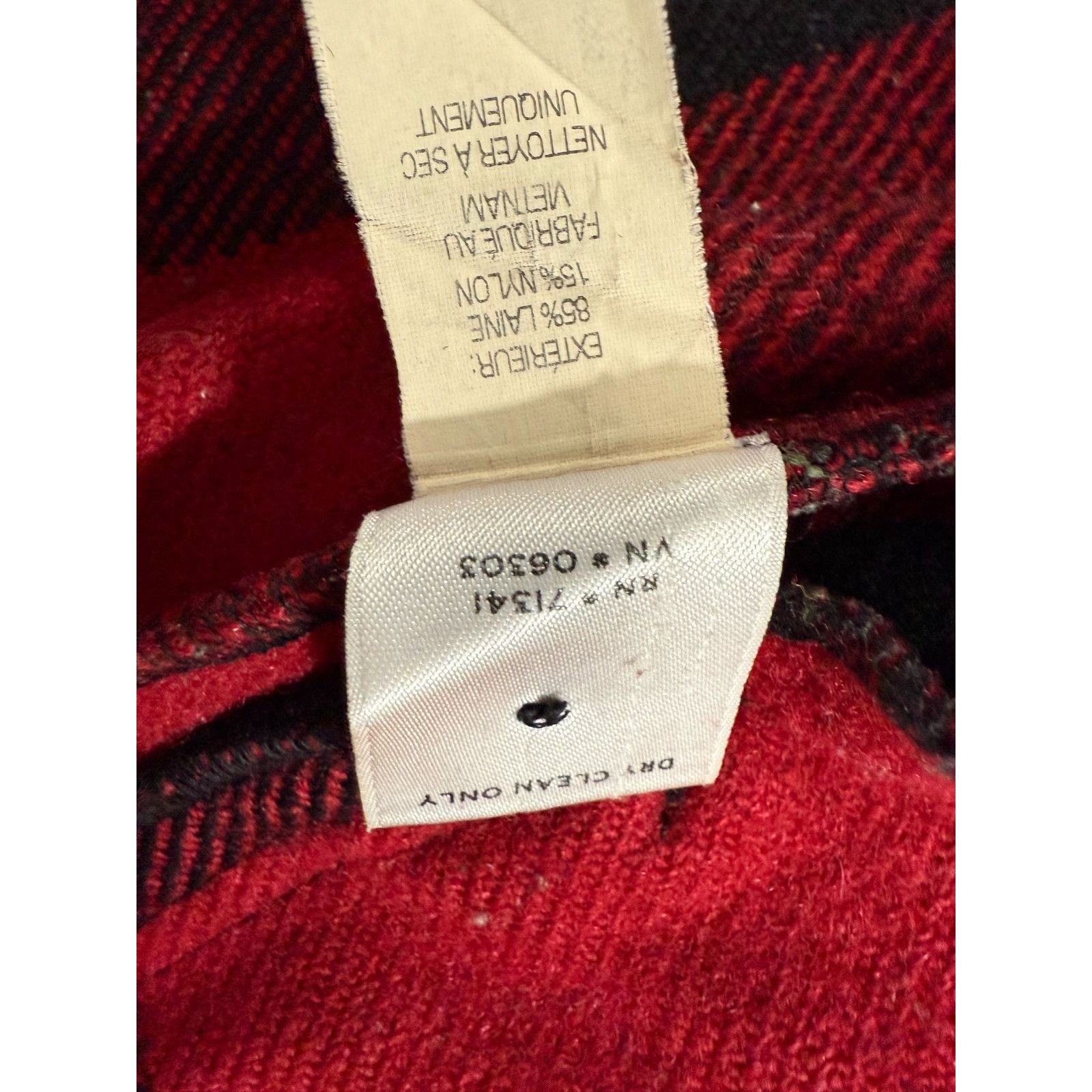 L.L. Bean L.L. Bean Wool blend Full Zip Jacket sz M Plaid Red Black Vi Size US M / EU 48-50 / 2 - 5 Thumbnail