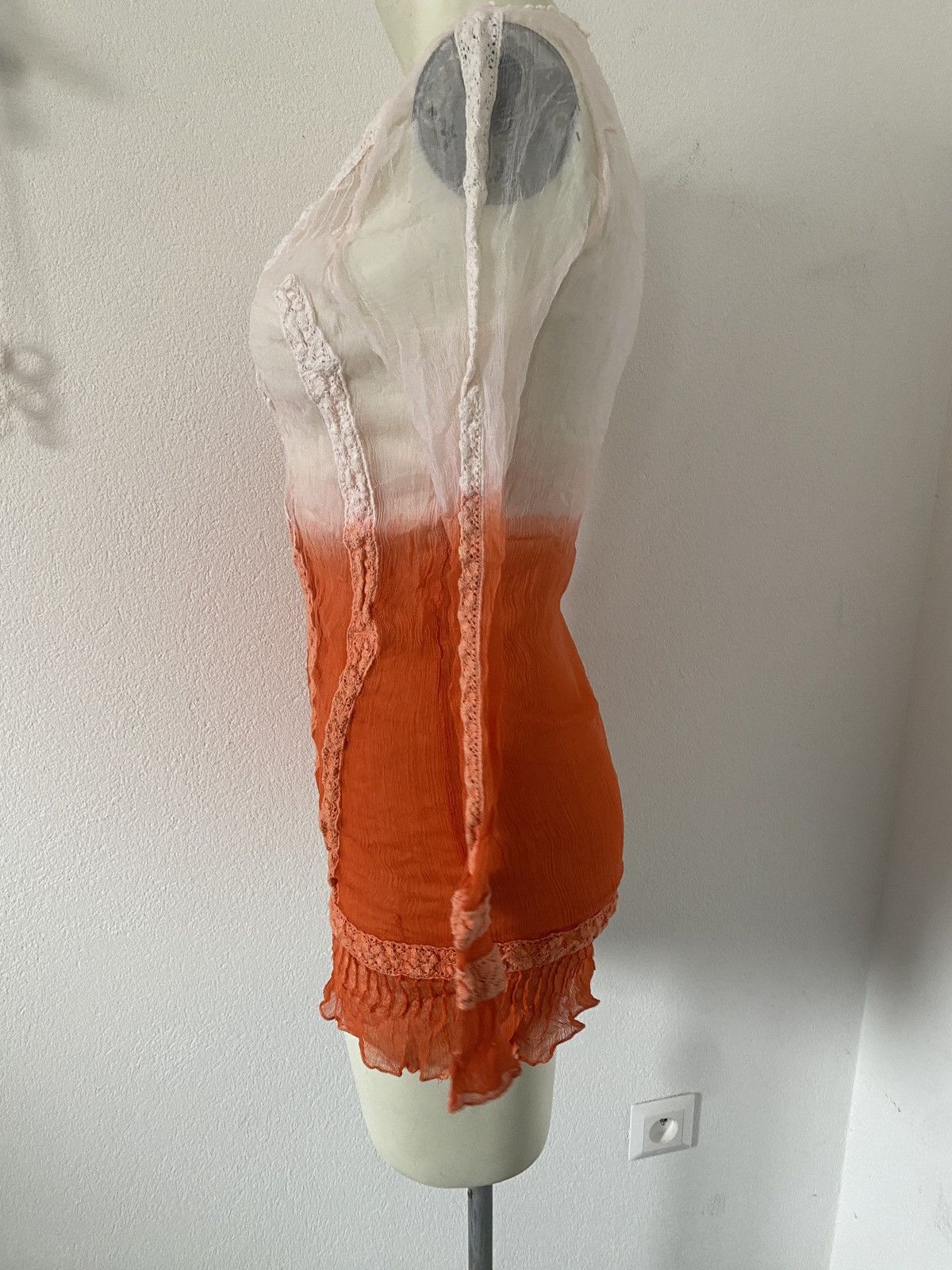 Guess × Vintage Guess blouse Y2K sheer ombré Size S / US 4 / IT 40 - 2 Thumbnail