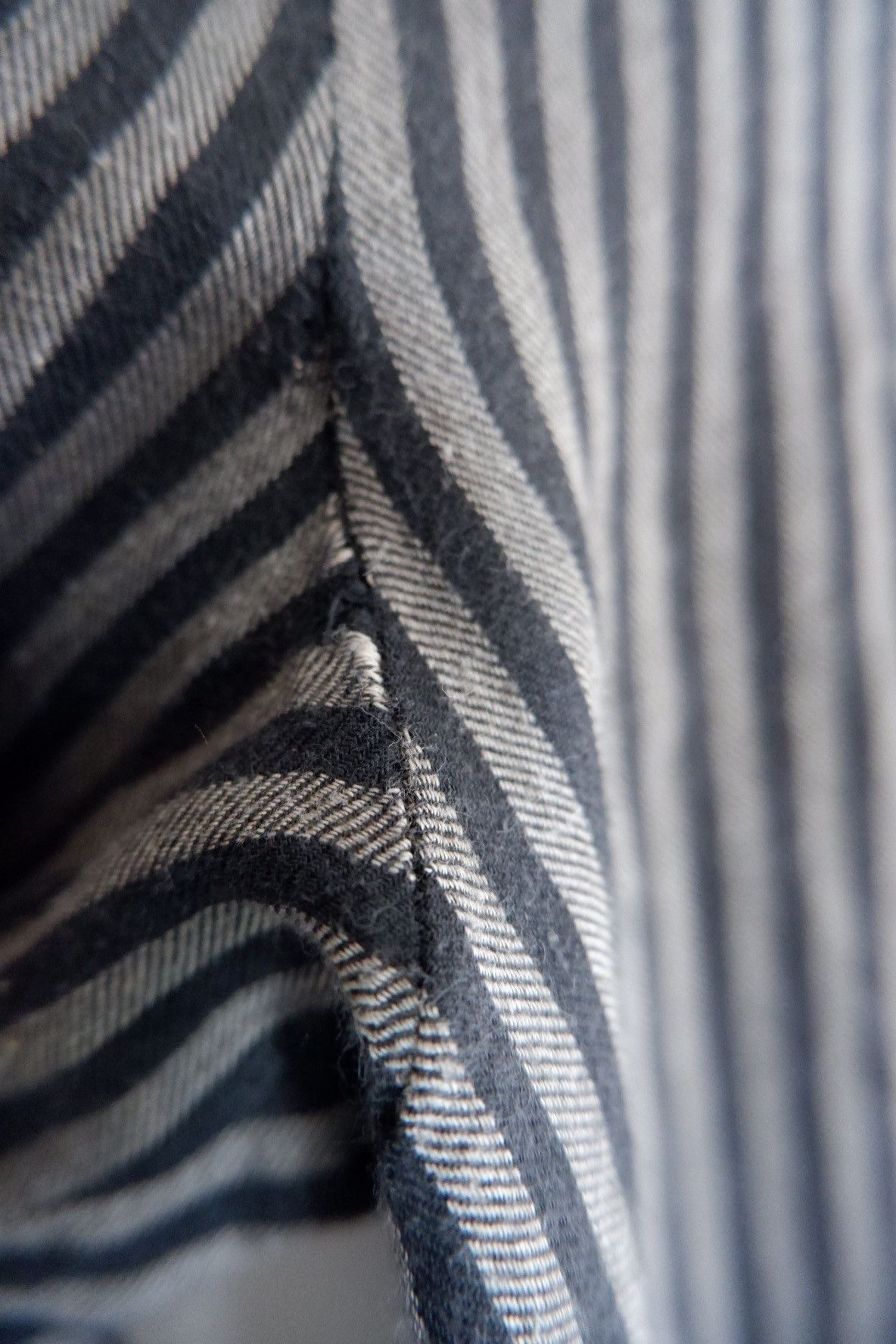 Kazuyuki Kumagai Attachment Kazuyuki Kumagai Attachment Collarless Shirts Tunics Size US M / EU 48-50 / 2 - 7 Thumbnail