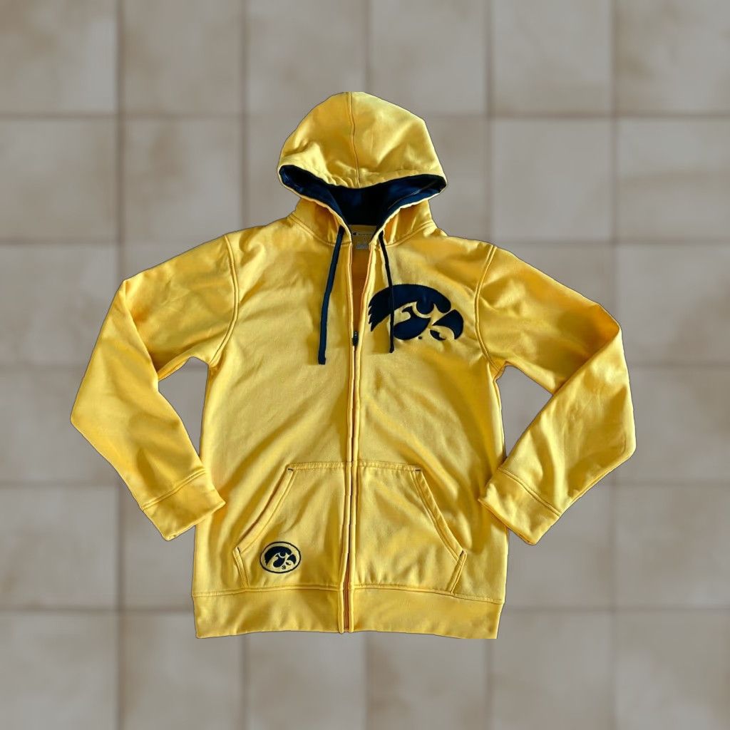 Champion VINTAGE Champion Iowa Hawkeyes Windbreaker Jacket Mens Size S Gold Zip Black Pullover Zipper Fashion Windbreaker Size US S / EU 44-46 / 1 - 1 Thumbnail