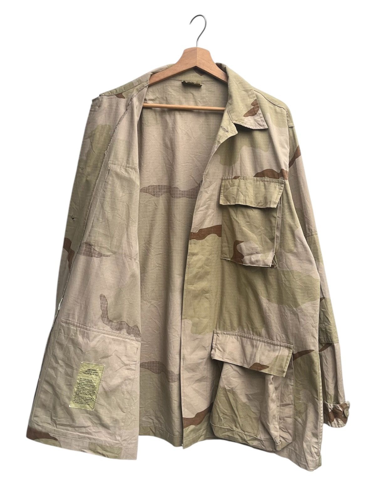 Vintage Desert Camouflage Nato Military Combat Jacket Size US L / EU 52-54 / 3 - 4 Thumbnail