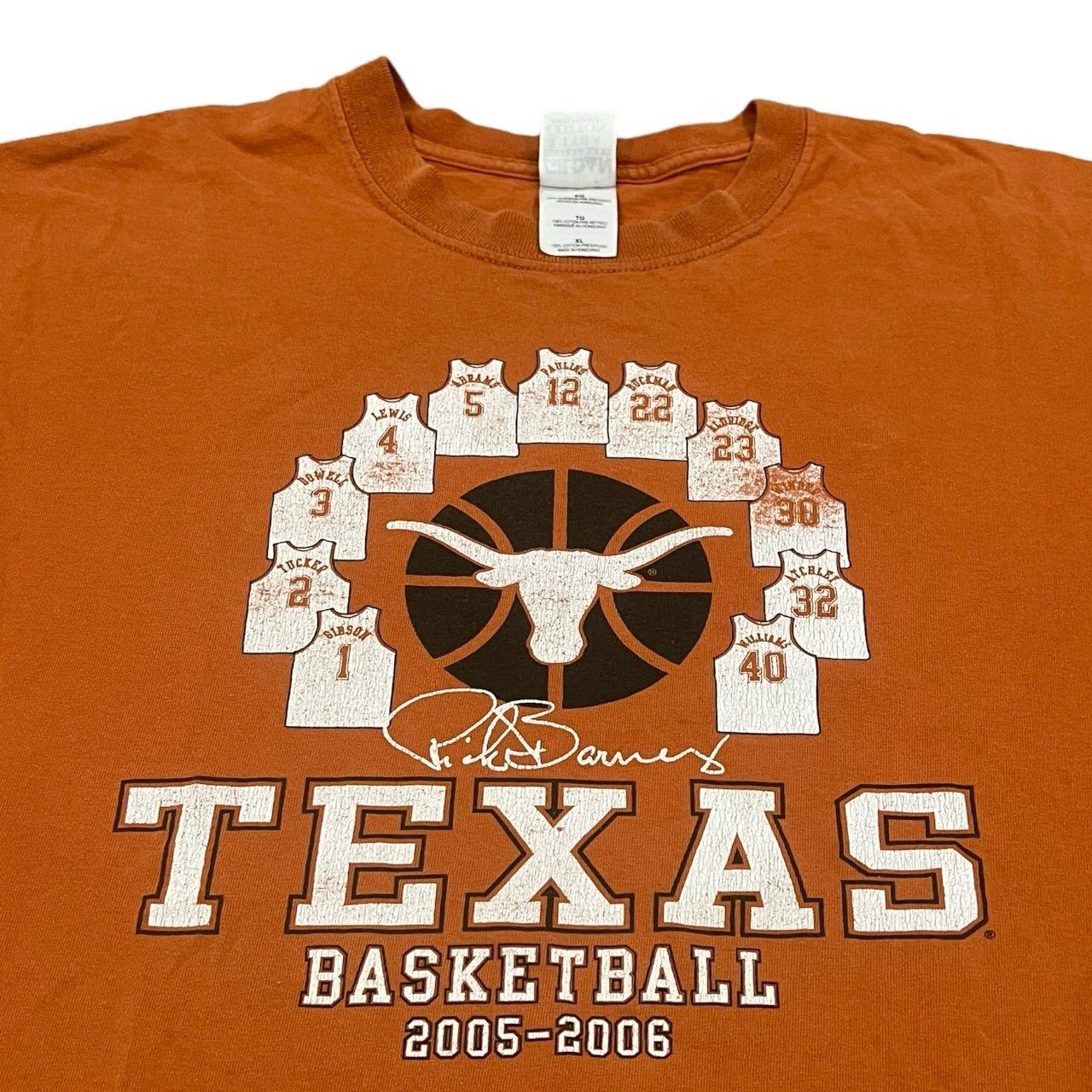 NCAA × Vintage Vintage 05-06 University of Texas Longhonrs Basketball T-shi Size US XL / EU 56 / 4 - 4 Thumbnail