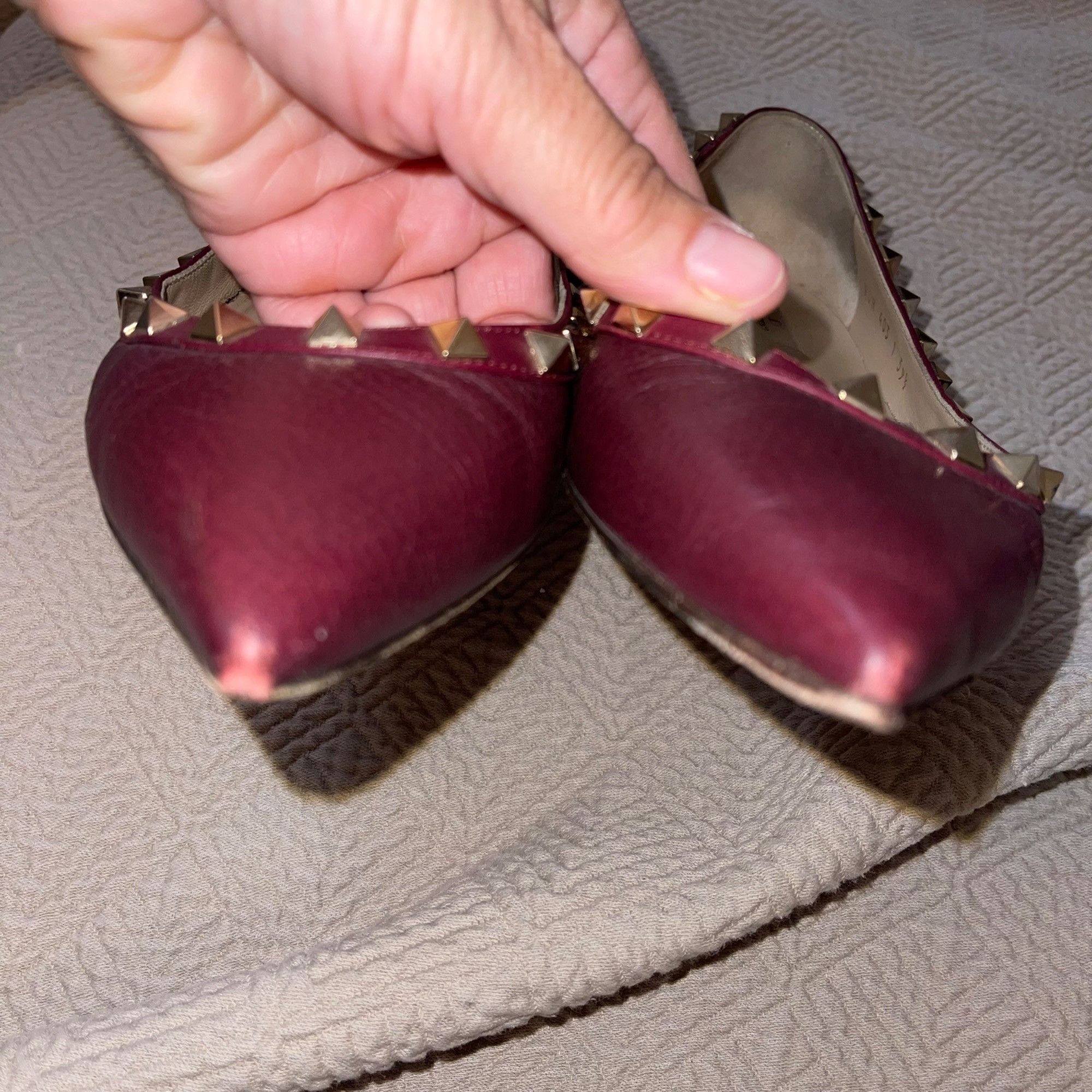Valentino Valentino Garavan Womens Flats Size 9.5 Burgundy Size US 9.5 / IT 39.5 - 6 Thumbnail
