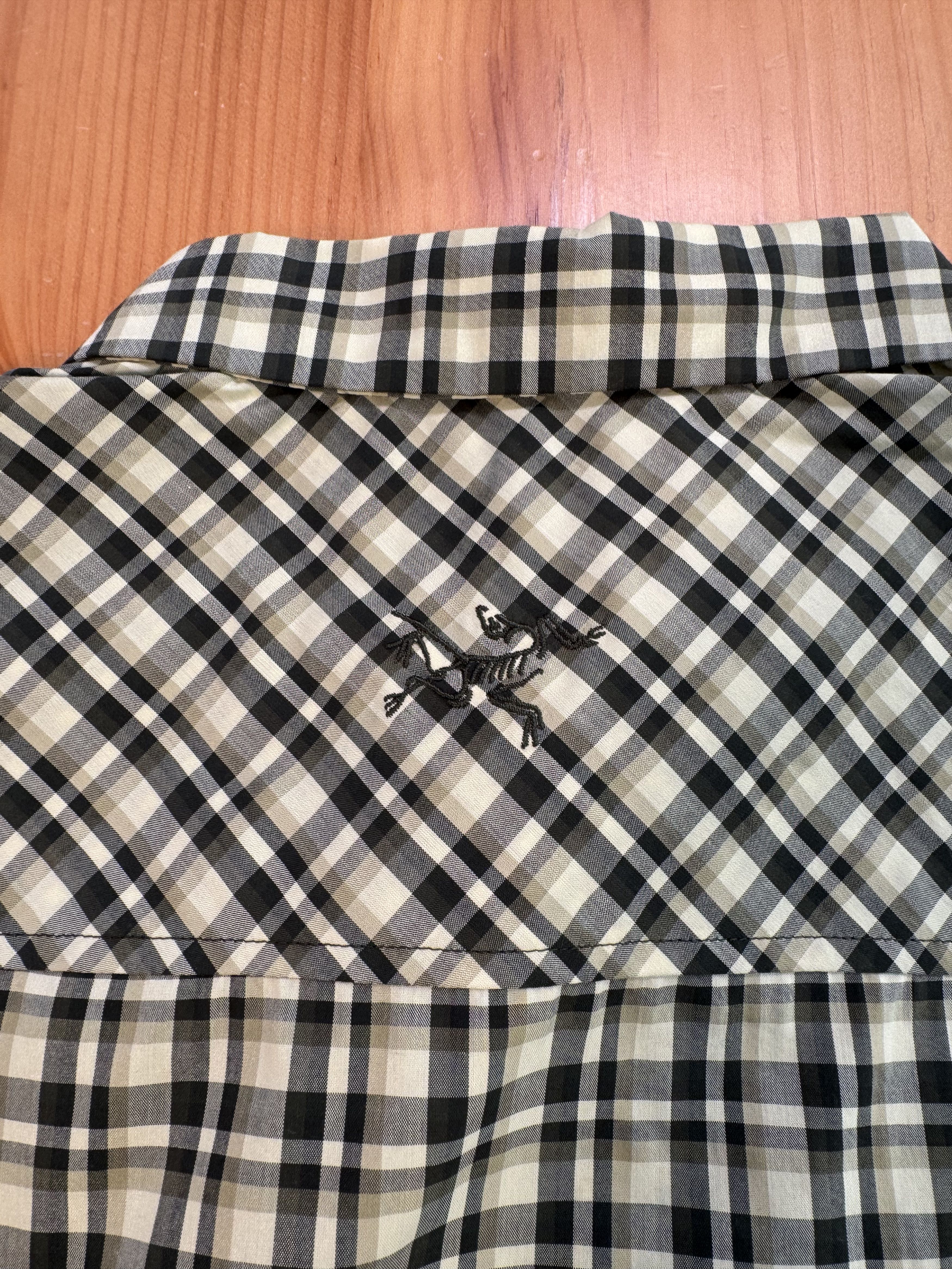 Arc'teryx Arcteryx Plaid Snap Button Shirt Size US XL / EU 56 / 4 - 10 Thumbnail