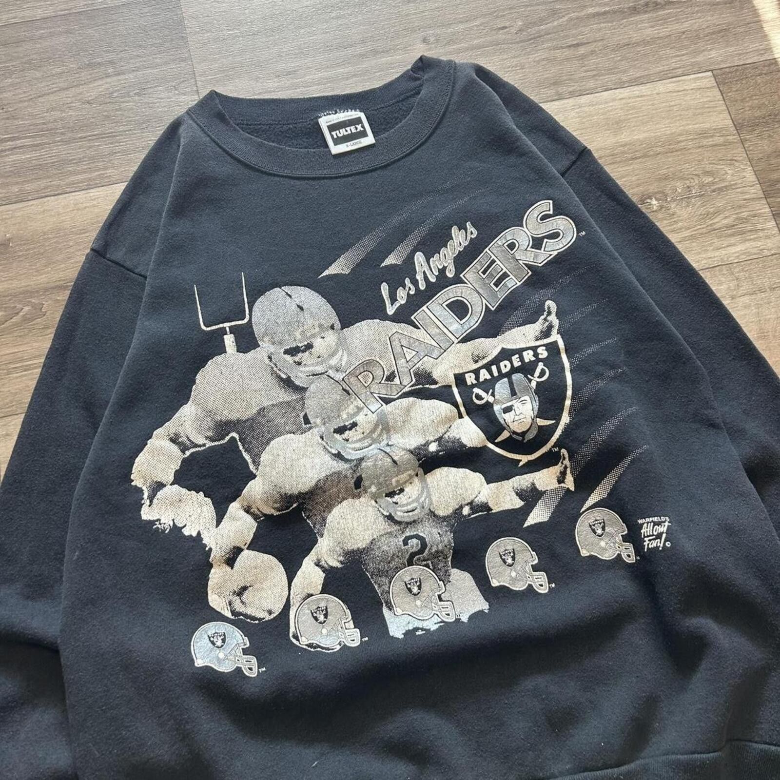 NFL Vintage 90s Los Angeles Raiders Rare black NFL sweatshirt XL Size US XL / EU 56 / 4 - 2 Thumbnail