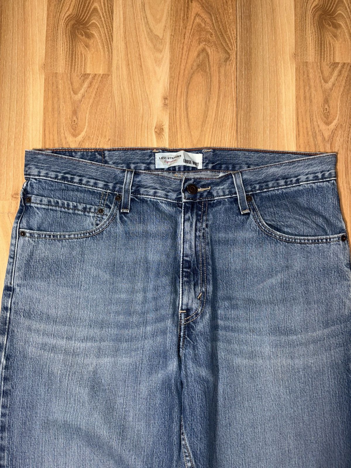 Levi's Vintage Clothing Vintage 2007 Levi Strauss Signature Loose Bootcut Jeans Y2K Size US 34 / EU 50 - 3 Thumbnail