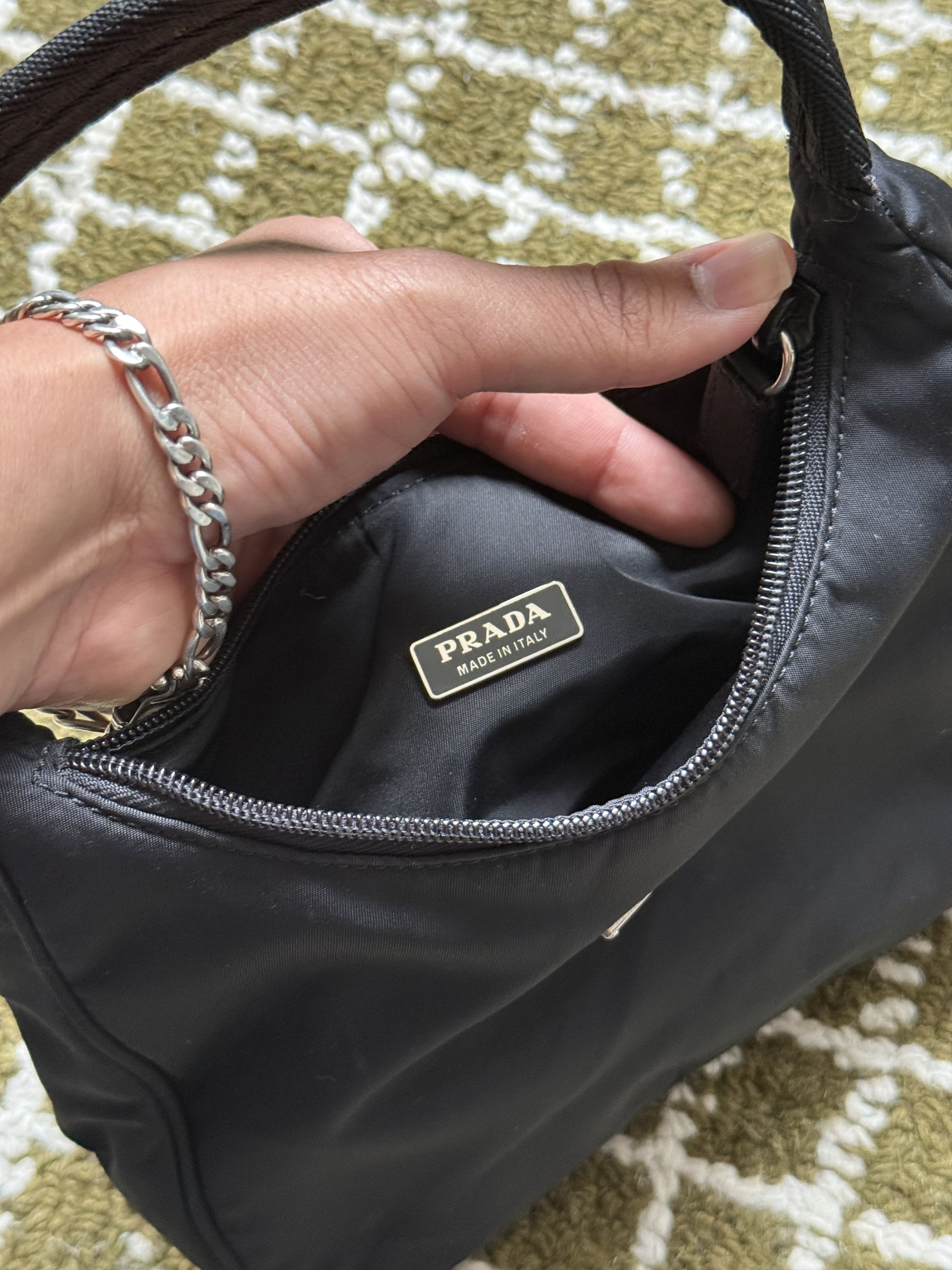 Prada Prada Vintage Tessuto Nylon Mini Hobo Bag Black Size ONE SIZE - 7 Thumbnail