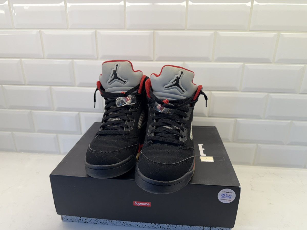 Jordan Brand × Supreme Air Jordan 5 Supreme Size US 9 / EU 42 - 7 Thumbnail