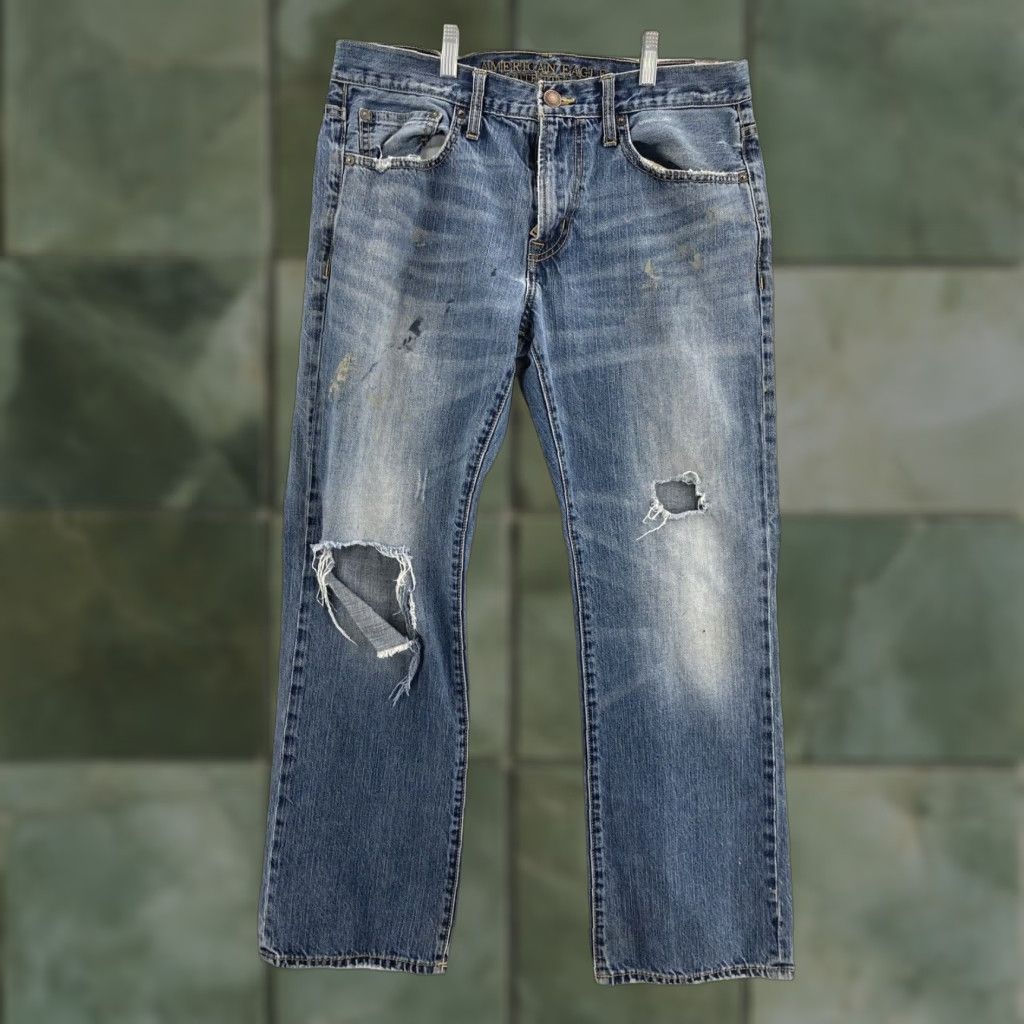 American Eagle Outfitters American Eagle Outfitters Jeans Mens 32 x 30 Denim Distressed Blue 5-Pocket Regular Straight Belt Loops USA Modern 90s Mens Size US 32 / EU 48 - 1 Thumbnail