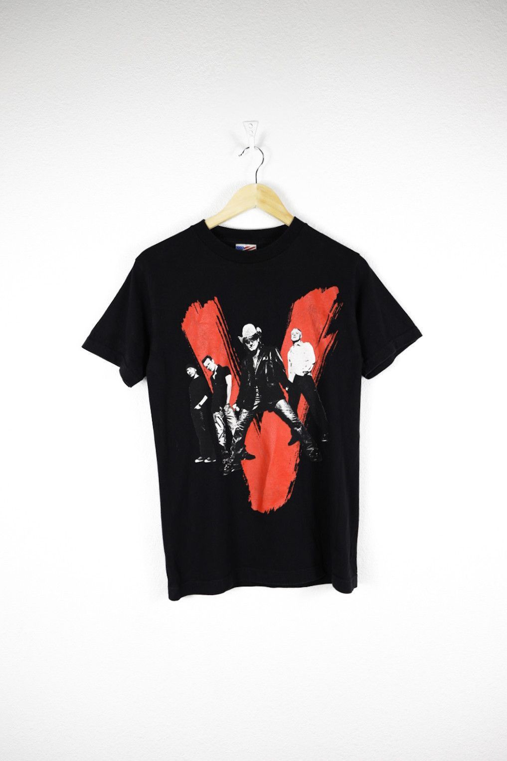 Band Tees × Vintage Vintage Vertigo 2005 Tour Graphic Print Tee T-shirt Y2K Size US S / EU 44-46 / 1 - 1 Thumbnail