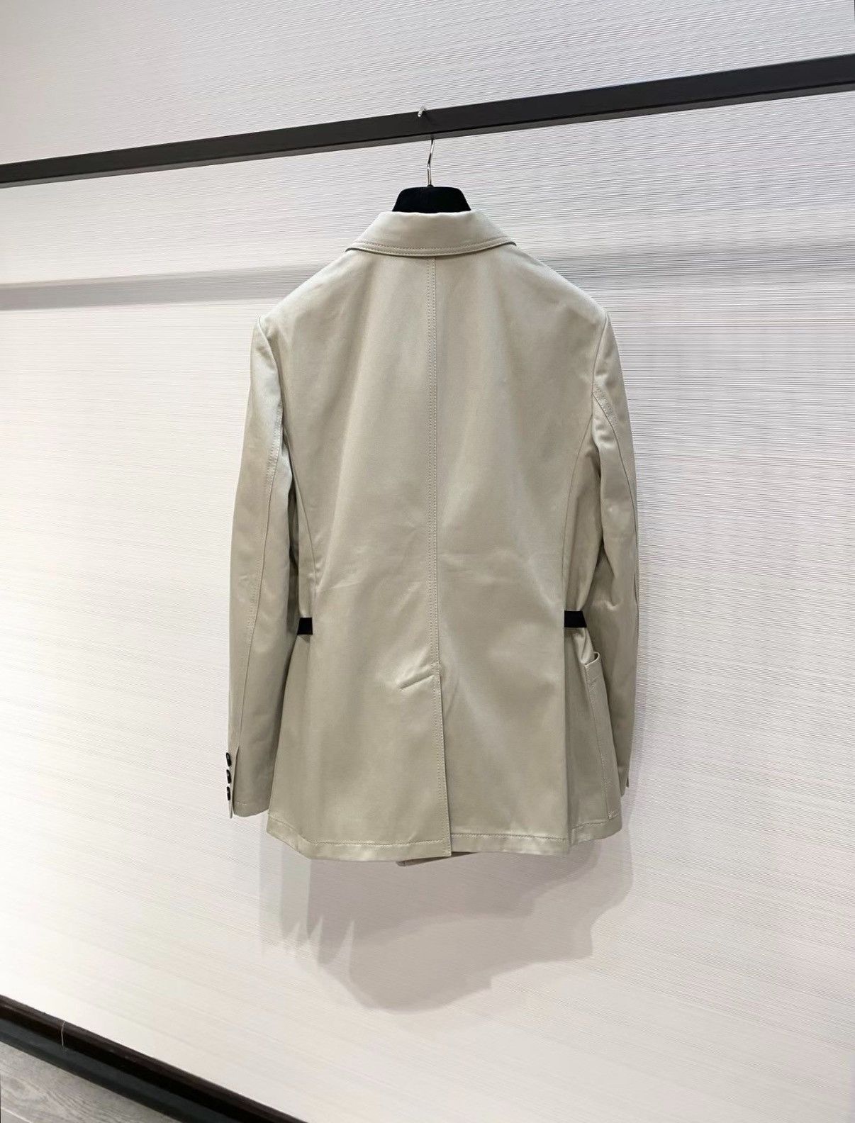 Dior Dior F40 Khaki Double-Breasted Blazer Coat with Belt J33 Size S / US 4 / IT 40 - 2 Thumbnail