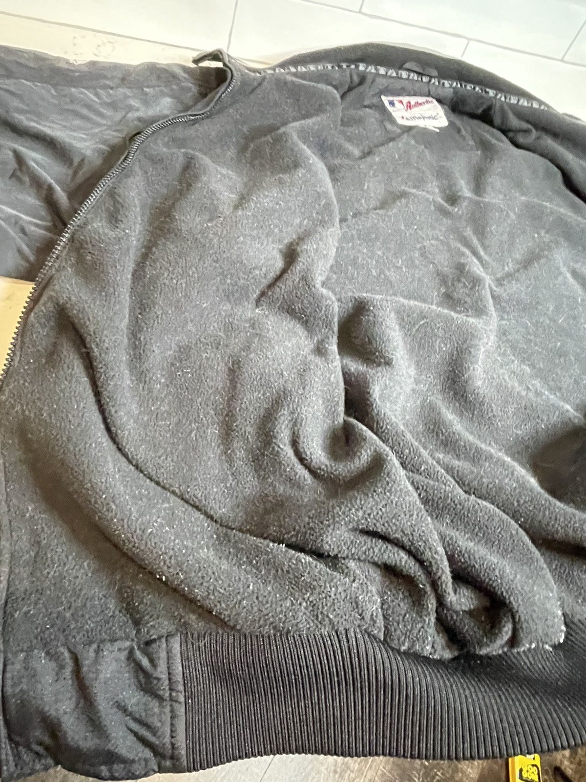 Majestic Authentic Majestic MLB White Socks Jacket Good Condition Size US XL / EU 56 / 4 - 9 Thumbnail