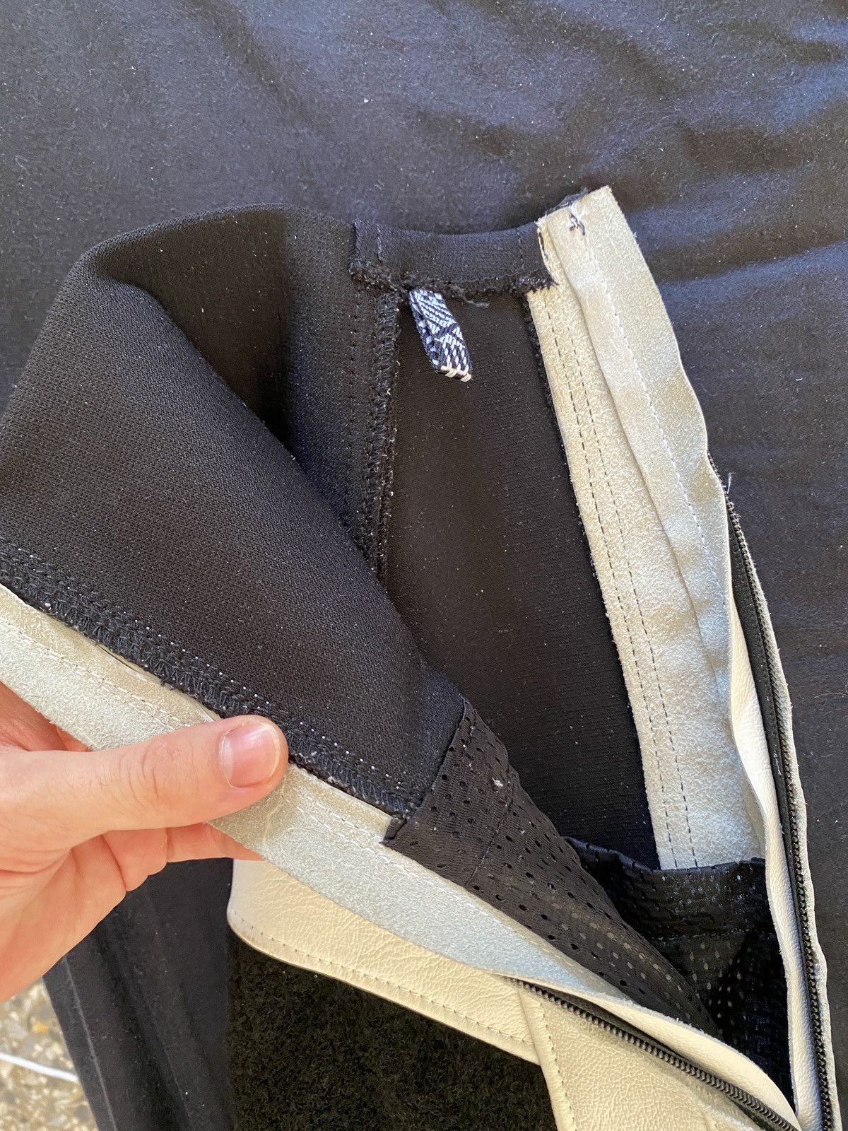 1017 ALYX 9SM Rare sample Alyx / spidi moto leather pant Size US 28 / EU 44 - 16 Thumbnail