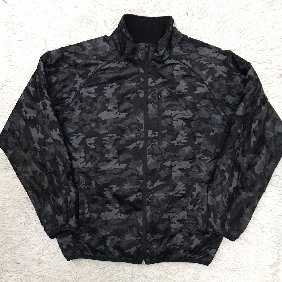 Japanese Brand VINTAGE Y2K HOT FINE CAMO STYLE DOUBLE LAYER JACKET Size US M / EU 48-50 / 2 - 8 Thumbnail
