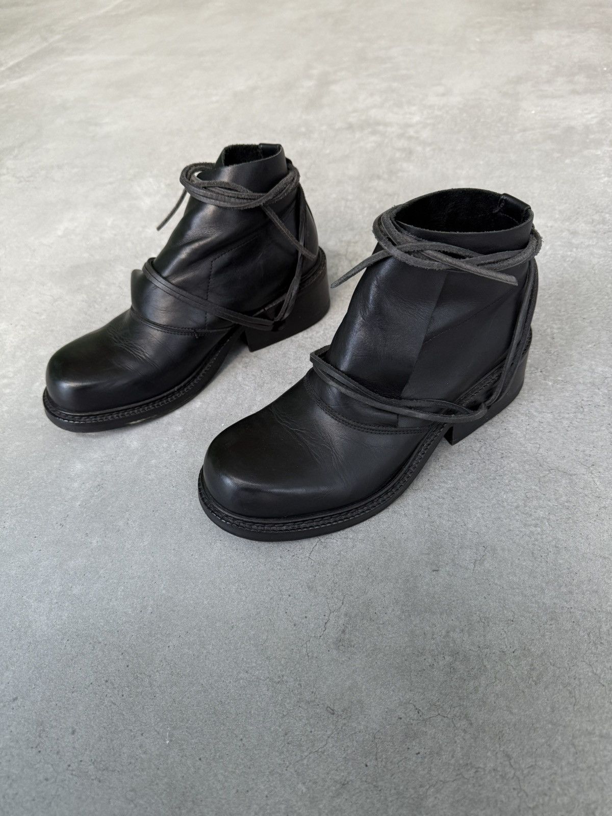 Dirk Bikkembergs Dirk Bikkembergs 90’s lace-through leather boots Size US 8 / IT 38 - 2 Thumbnail