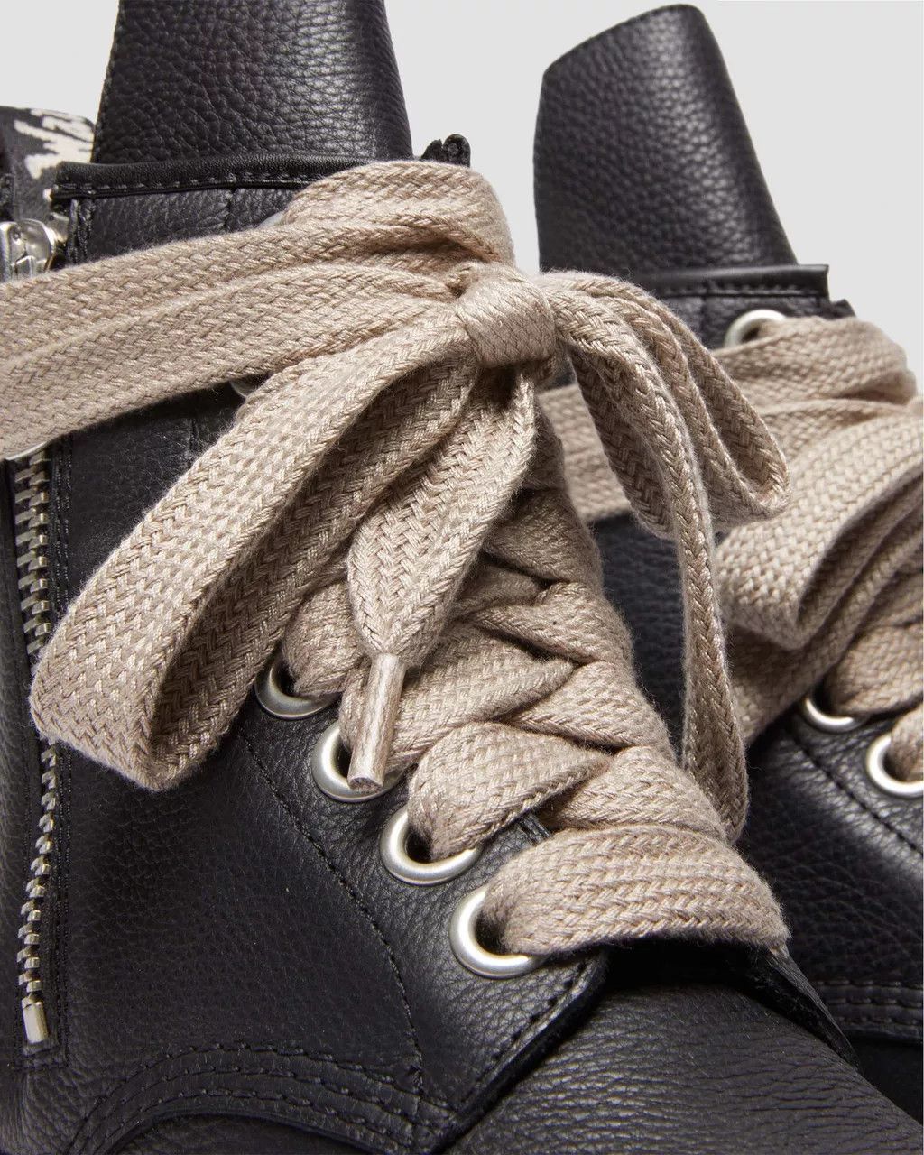 Dr. Martens × Rick Owens Dr. Martens Rick Owens 1460 DMXL Jumbo Lace Zip Boot Size US 13 / EU 46 - 5 Thumbnail