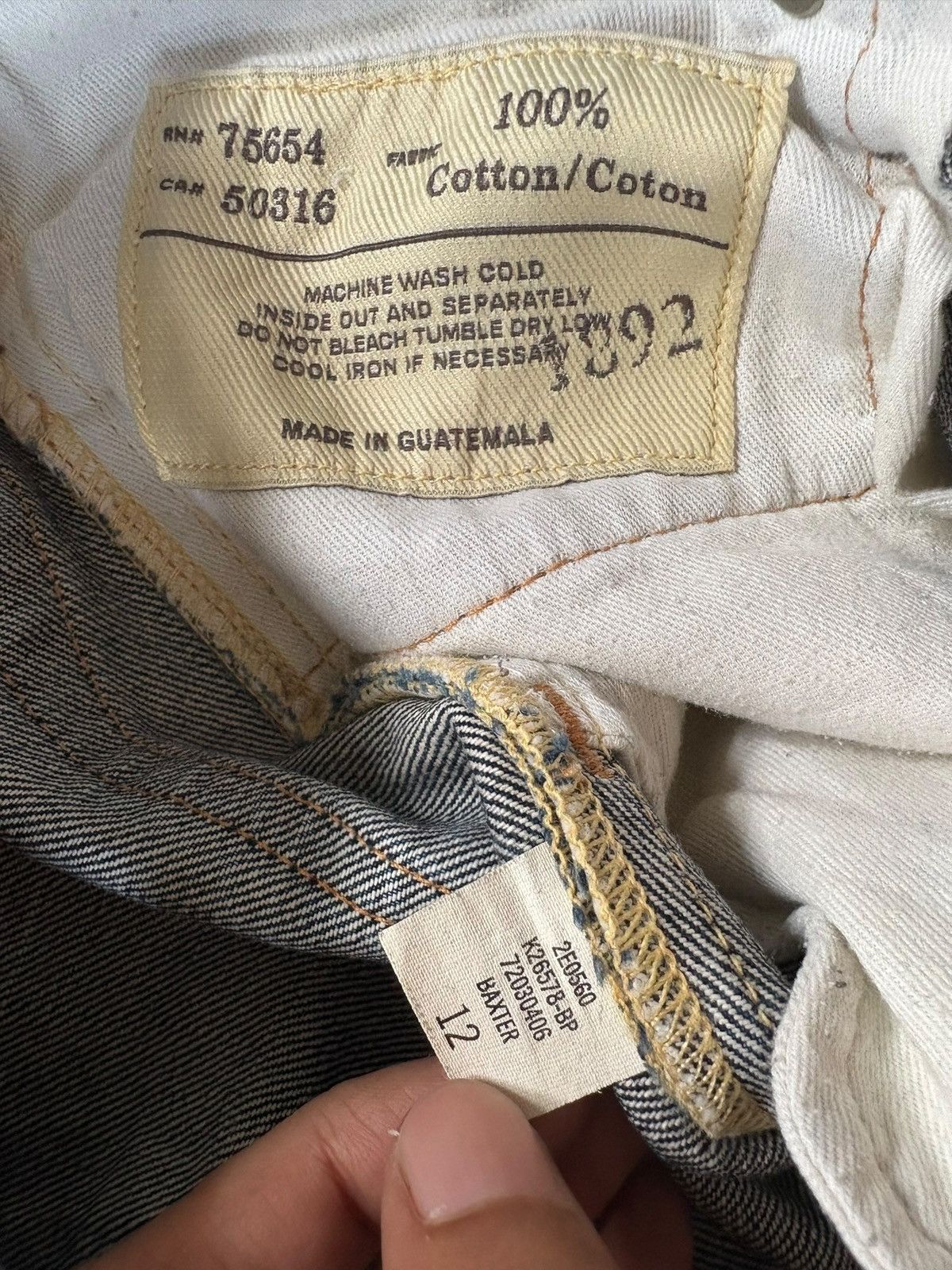 Abercrombie & Fitch Vintage Abercrombie Blue Wash Distress Flare Jeans Size 28" / US 6 / IT 42 - 6 Thumbnail