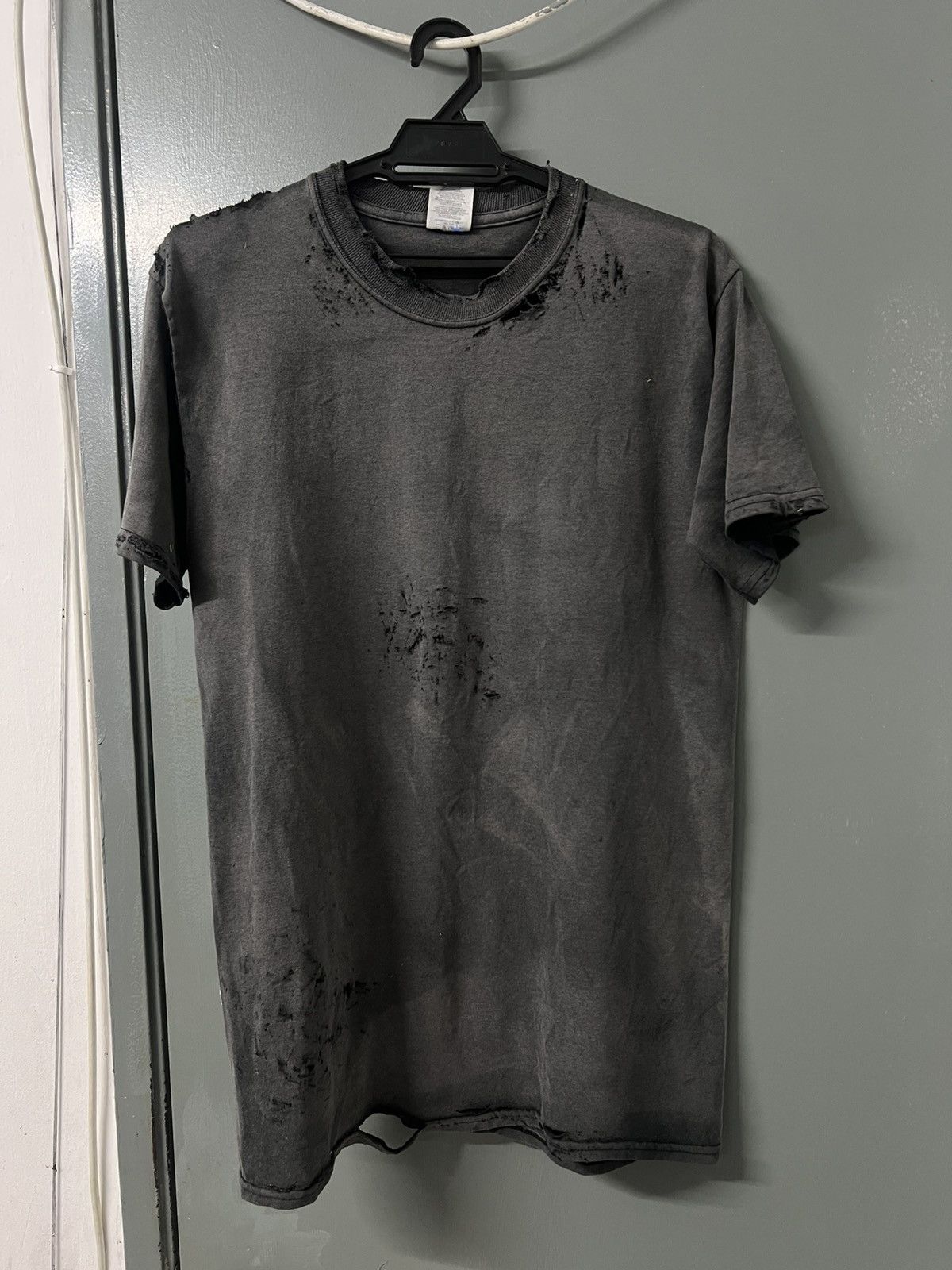 Vintage THRASHED SUN FADED ERD GRUNGE T-SHIRT Size US M / EU 48-50 / 2 - 3 Thumbnail