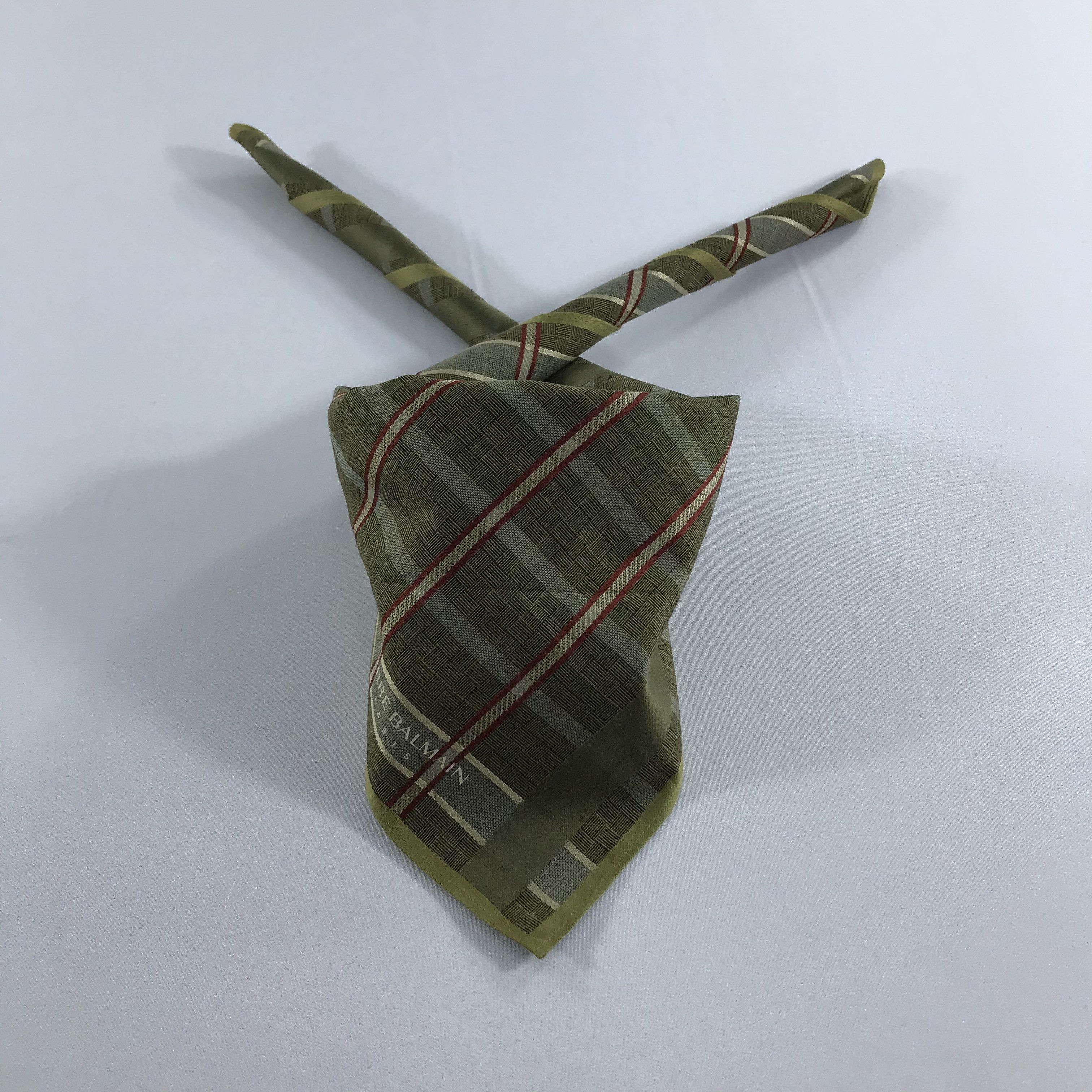 Pierre Balmain Pierre Balmain Handkerchief Neckerchief Bandana H1155 Size ONE SIZE - 1 Thumbnail