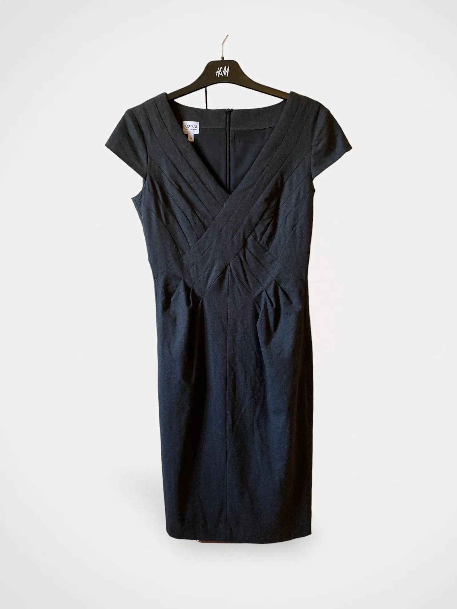 Armani Armani Collezioni Dress Size XS / US 0-2 / IT 36-38 - 1 Thumbnail