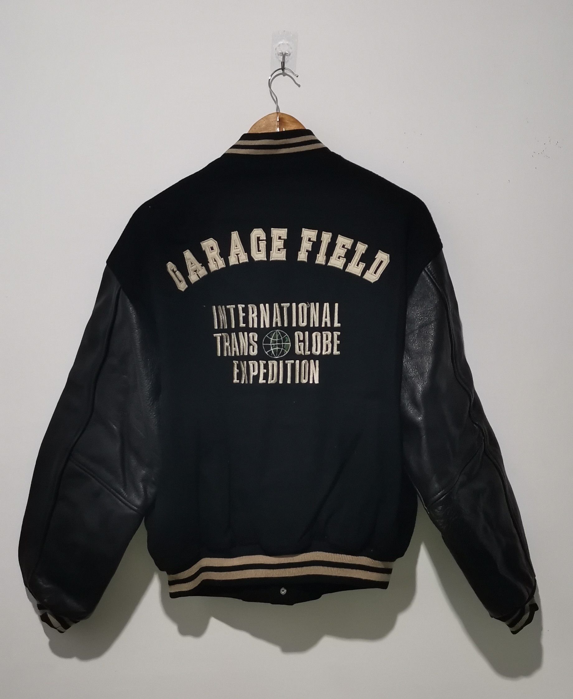 Vintage Varsity leather black jacket by garage fields L Size US L / EU 52-54 / 3 - 2 Thumbnail