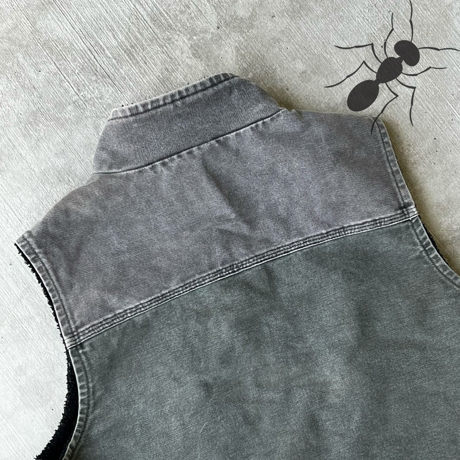 Carhartt × Vintage Carhartt V33 faded black work wear vest Size US M / EU 48-50 / 2 - 6 Thumbnail