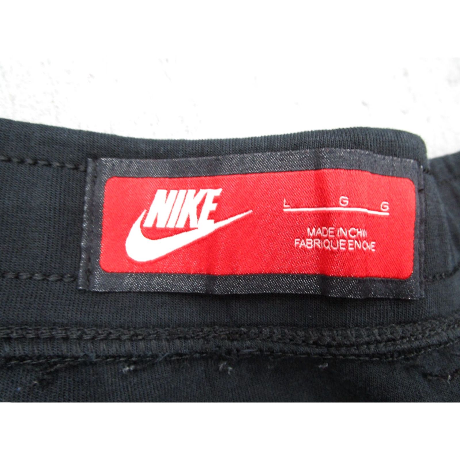 Nike Nike Tech Fleece Joggers Mens Large Black - Pockets, Tapered, Sweatpants, Activewear, 29x26, Gym & Running, Regular Fit Size US 33 - 3 Thumbnail