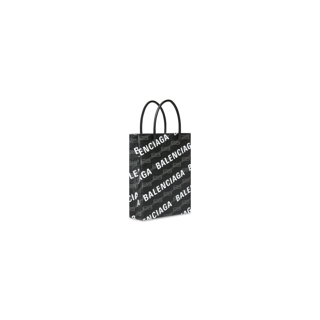 Balenciaga o1w1db10525 Size: OS / Large Shopping Bag BB Monogram Size ONE SIZE - 2 Thumbnail