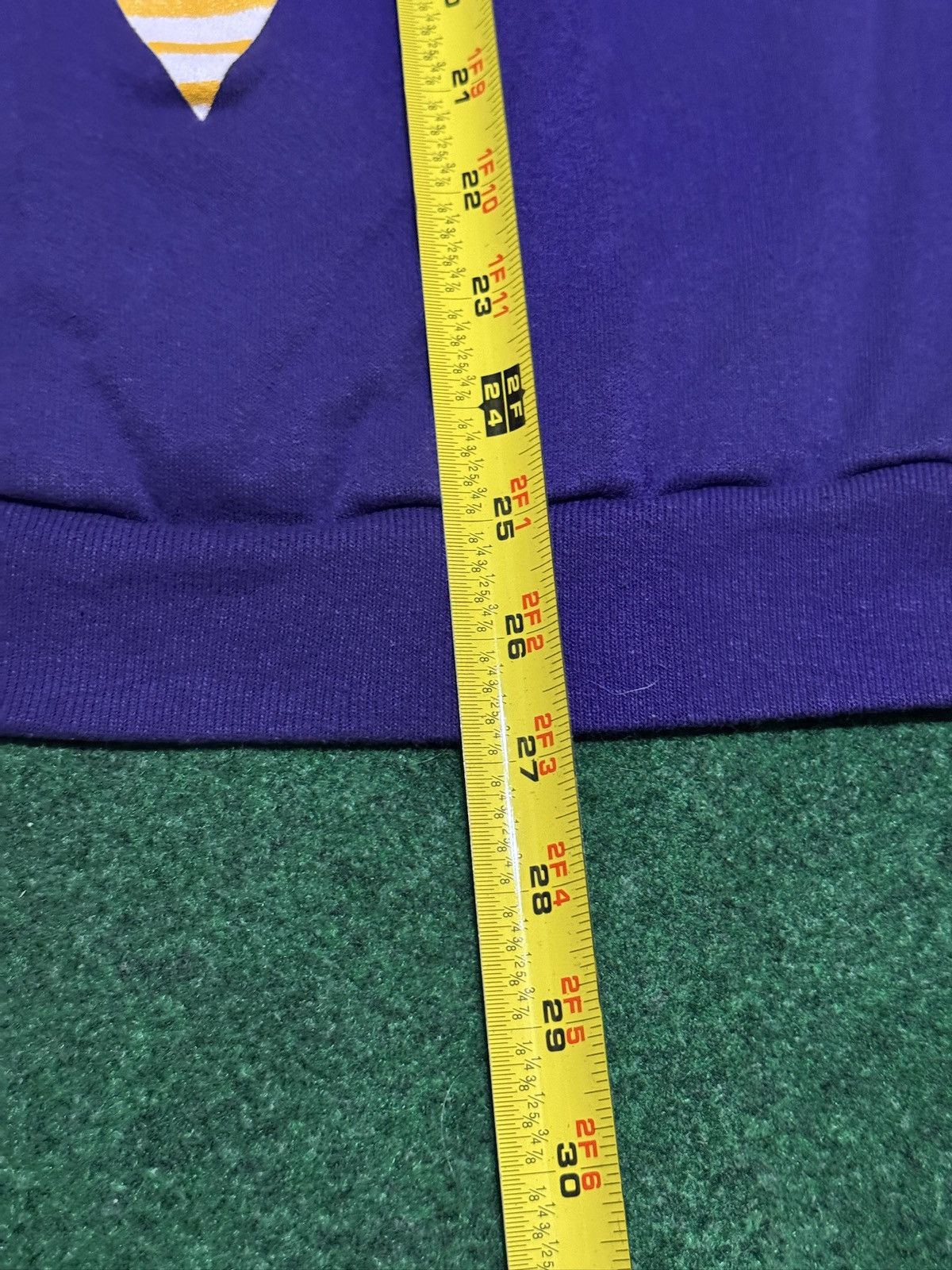 Vintage Vintage 90s Minnesota Vikings Large Retro Trench Sweatshirt Size US L / EU 52-54 / 3 - 6 Thumbnail
