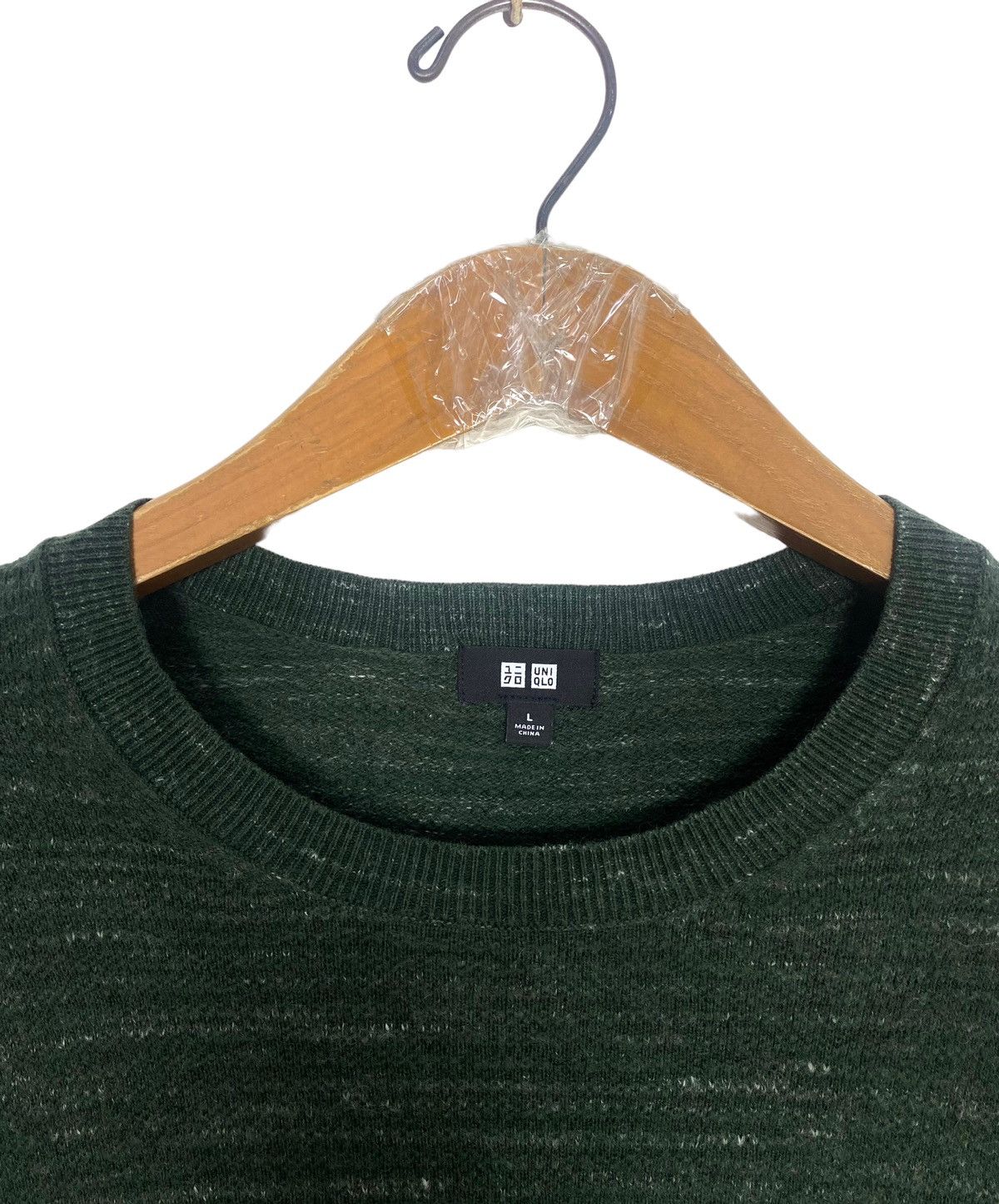 Uniqlo Rare‼️ Uniqlo Green Plain Sweatshirt Size US M / EU 48-50 / 2 - 4 Thumbnail
