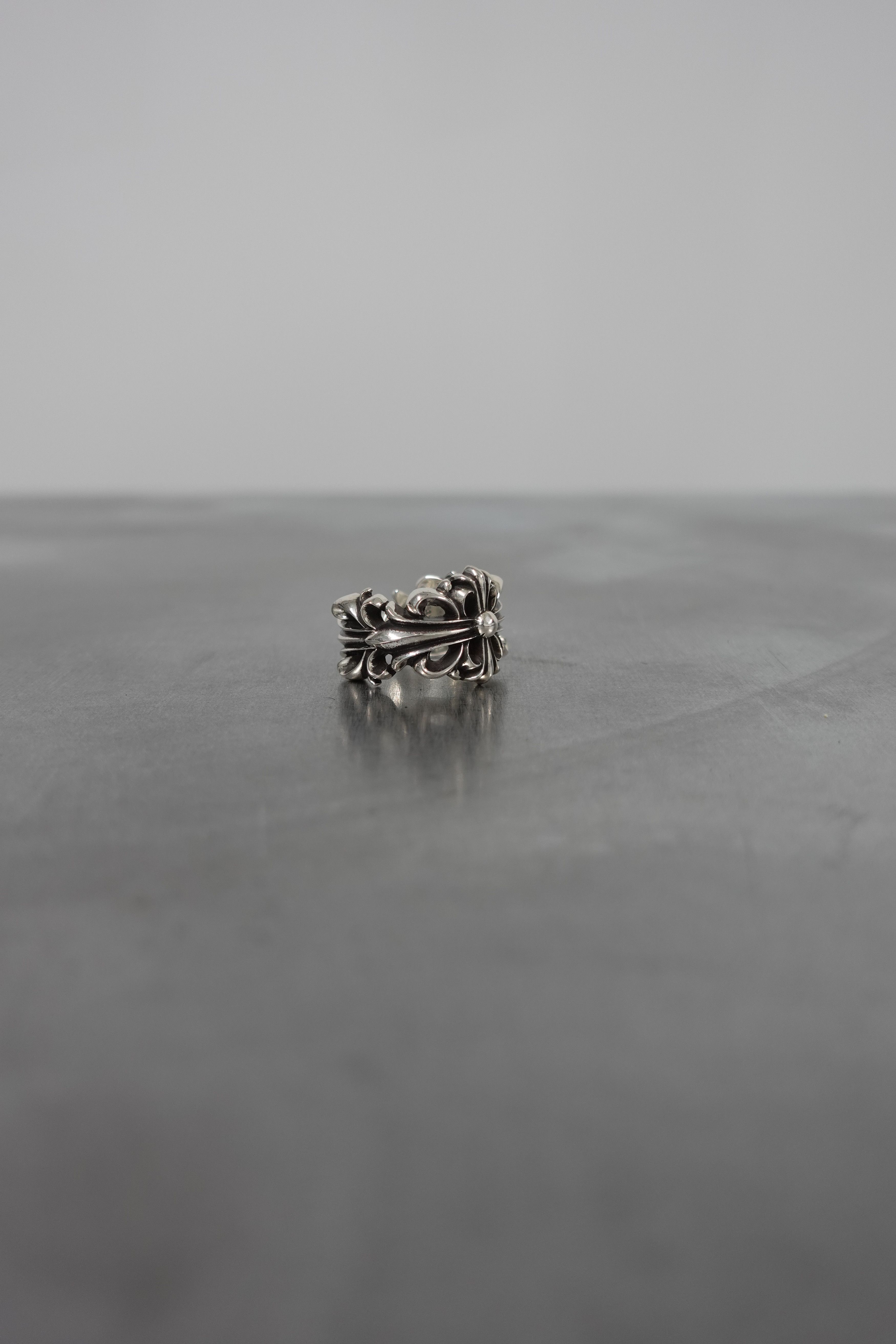 Chrome Hearts CHROME HEARTS SILVER DOUBLE FLORAL CROSS RING Size ONE SIZE - 3 Thumbnail