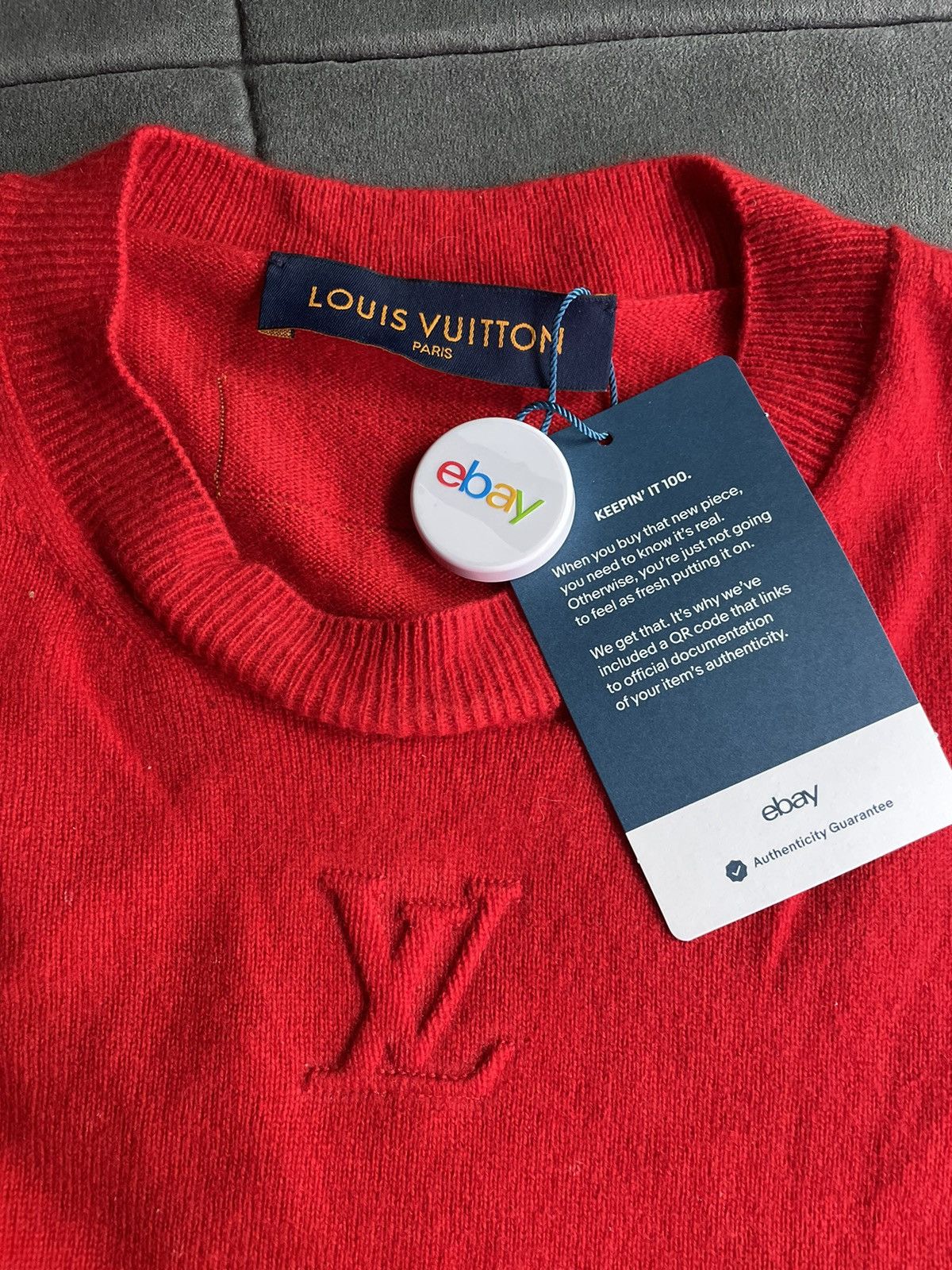 Louis Vuitton Louis Vuitton Red Cashmere Embossed Logo Sweater Size US L / EU 52-54 / 3 - 7 Thumbnail