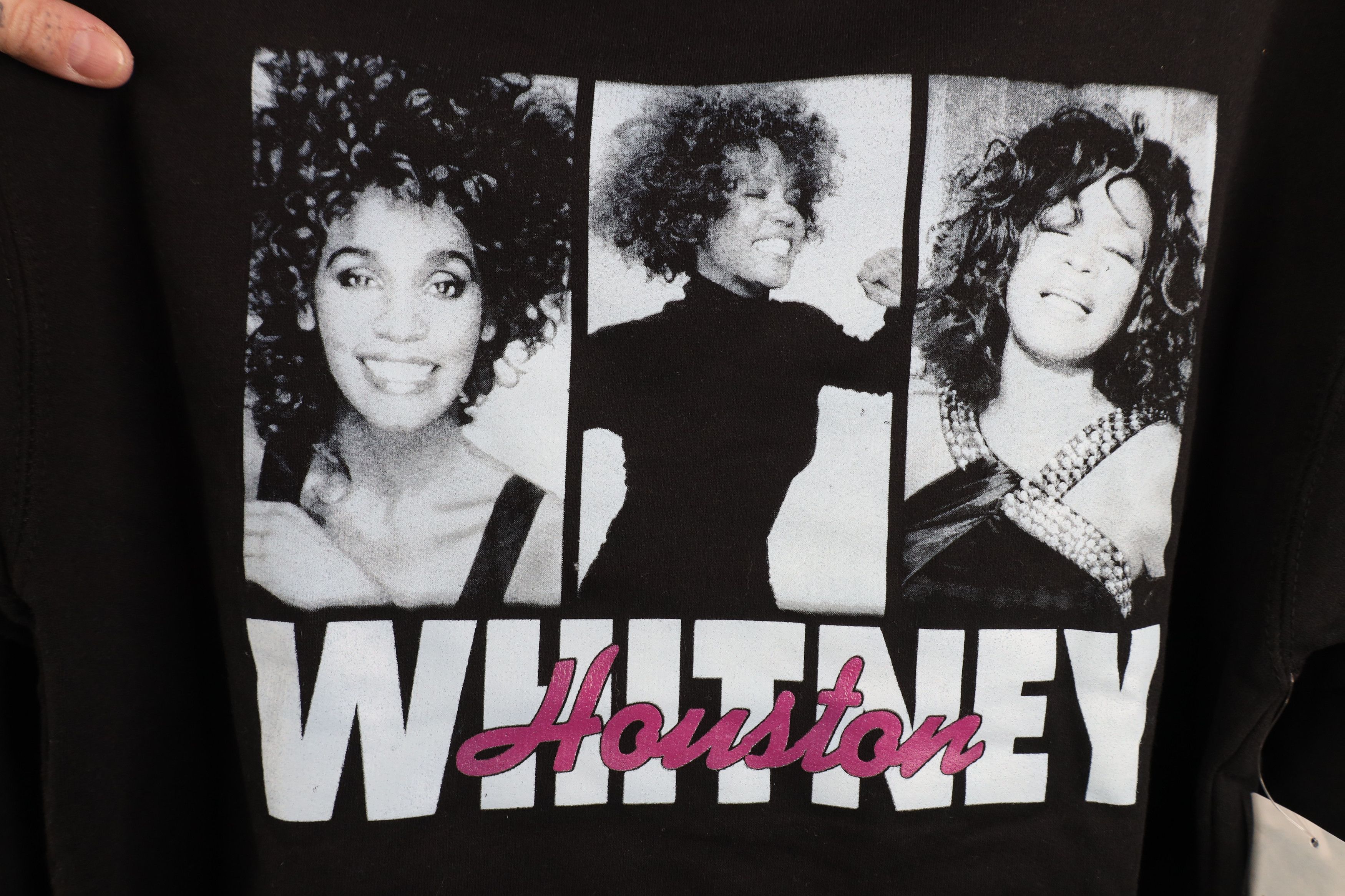 Vintage Deadstock Vintage Y2K Whitney Houston Hoodie Sweatshirt Size US S / EU 44-46 / 1 - 7 Thumbnail