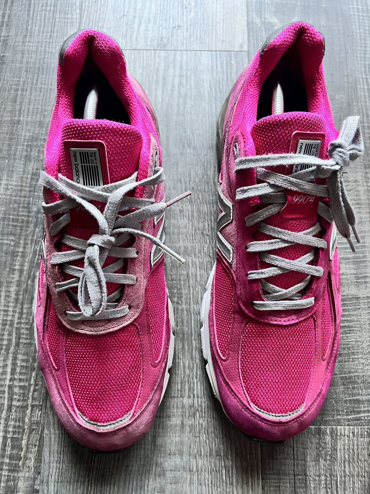 New Balance × Vintage NEW BALANCE • 990V4 "2018 Pink Ribbon" (12M) Size US 12 / EU 45 - 6 Thumbnail