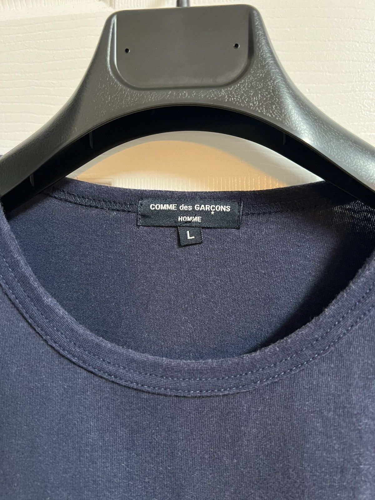 Comme des Garcons Homme ARCHIVAL! 2010s Comme Des Garcons Homme Side Logo Tee (L) Size US L / EU 52-54 / 3 - 4 Thumbnail