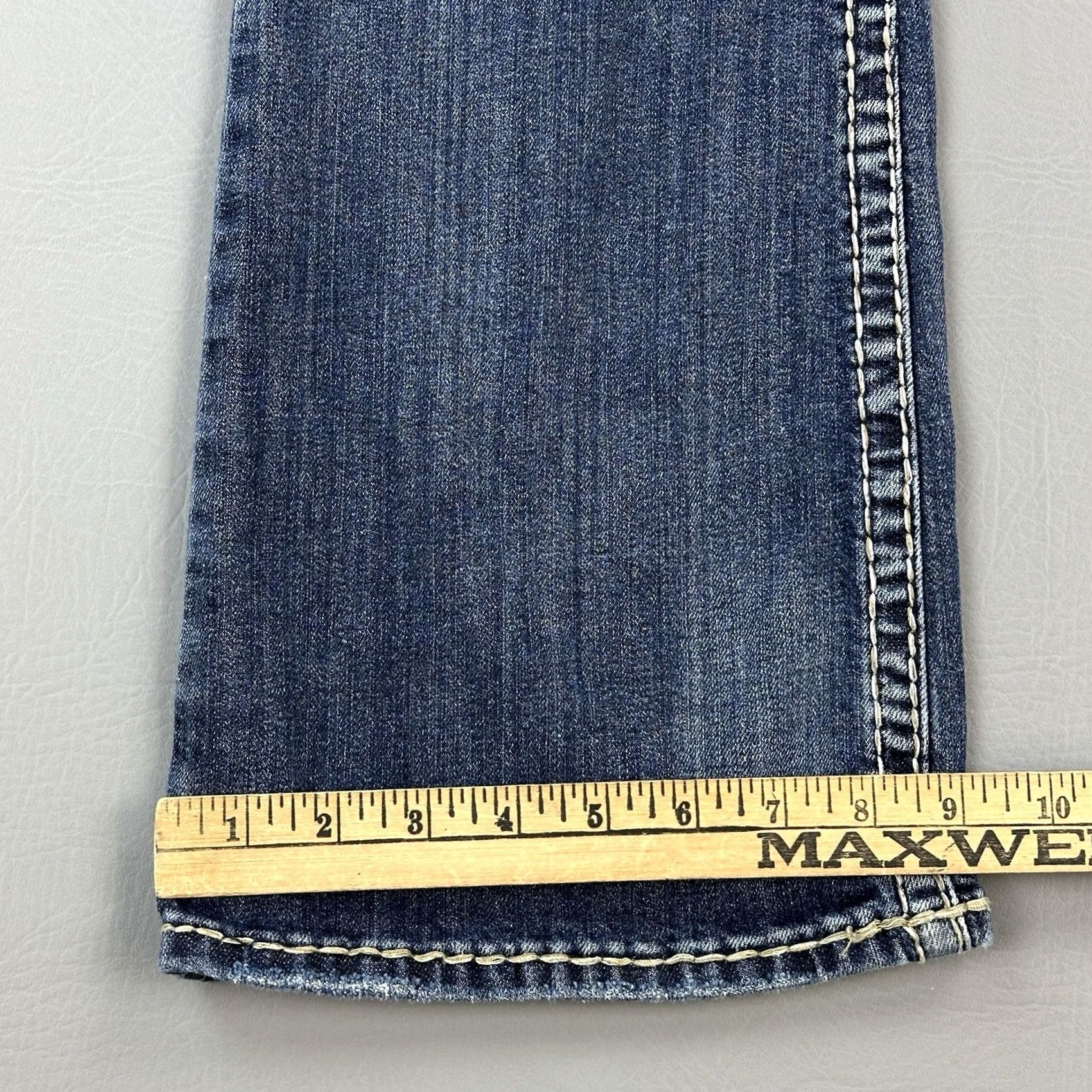 Silver Jeans Co. Nike Shirt? Size 24" / US 00 / IT 34 - 4 Thumbnail
