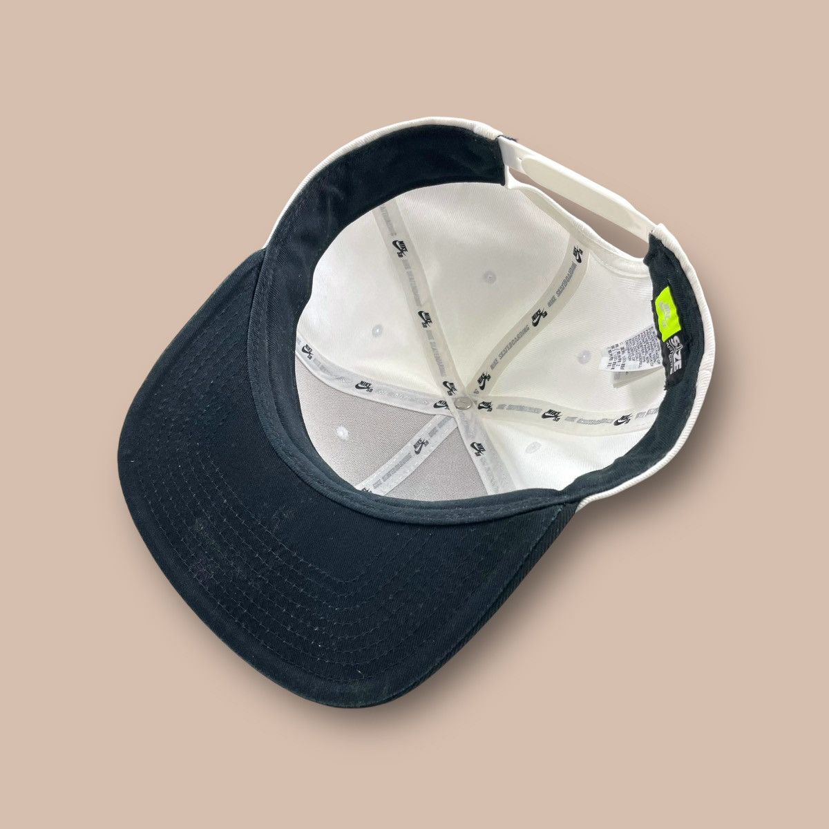 Nike Nike SB White Snapback Size ONE SIZE - 11 Thumbnail