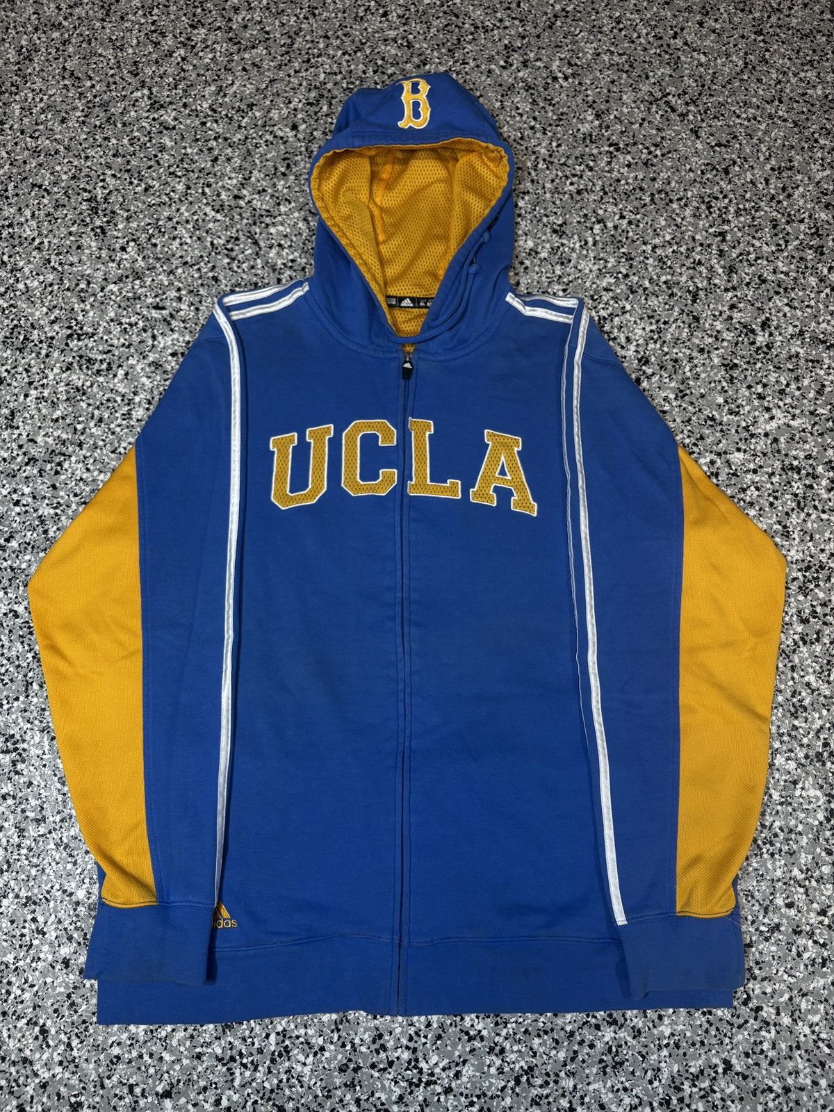 NCAA Vintage 2000s Adidas UCLA College Zip Up Hoodie Size XL 0562 Size US XL / EU 56 / 4 - 1 Thumbnail