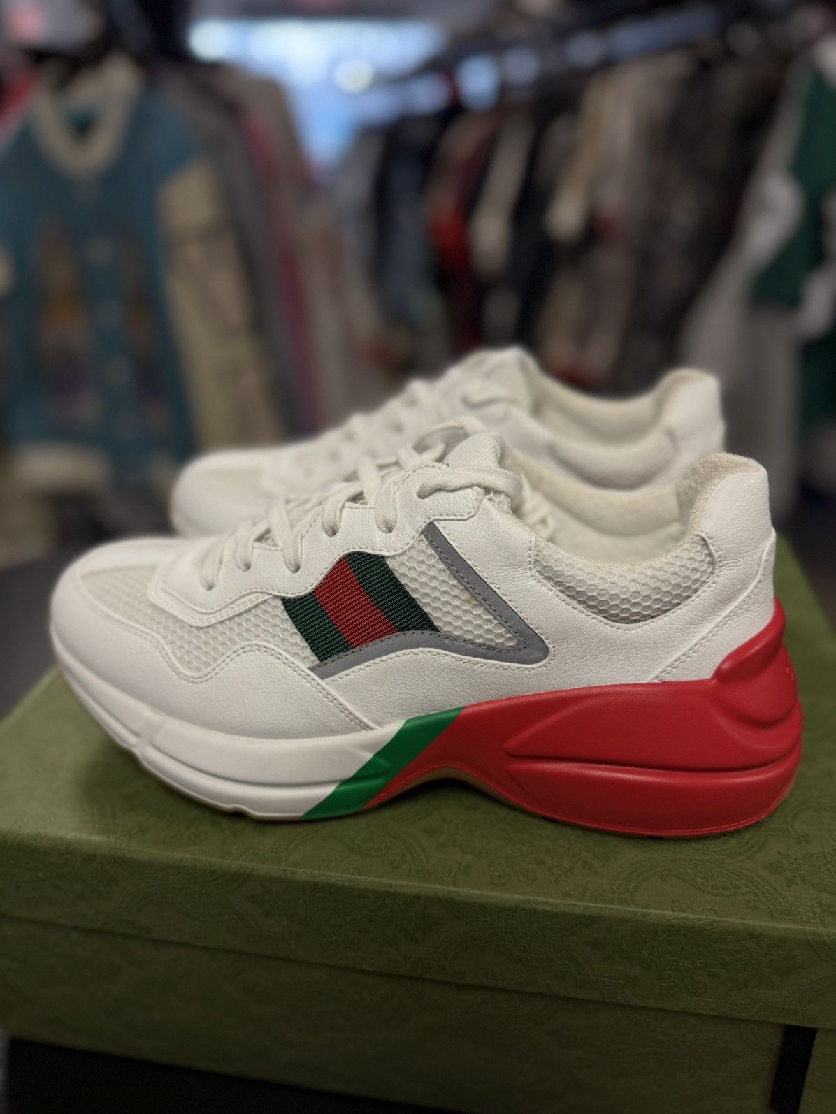 Gucci Gucci White Red Rhyton Shoes Size 7.5G/8US Size US 8 / EU 41 - 4 Thumbnail