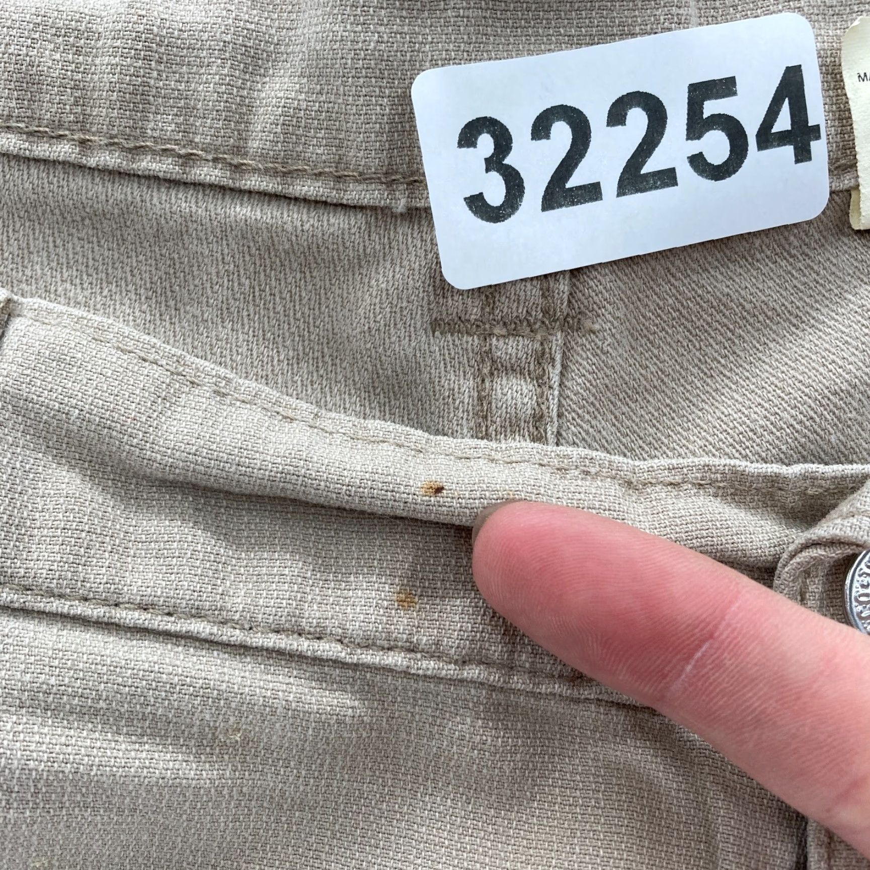 Levi's VINTAGE Levi's Cargo Shorts Women's 16 Khaki Canvas High Rise Workwear Size 38" / US 16 / IT 52 - 5 Thumbnail
