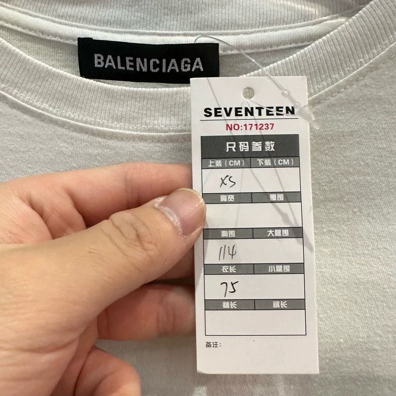 Balenciaga Balenciaga White lock logo short sleeve Size US XS / EU 42 / 0 - 5 Thumbnail